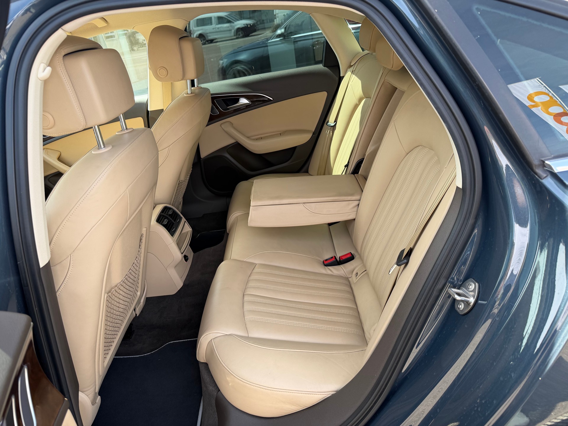 AUDI A6 Limousine 3.0 TDI V6 quattro S-tronic-image-7