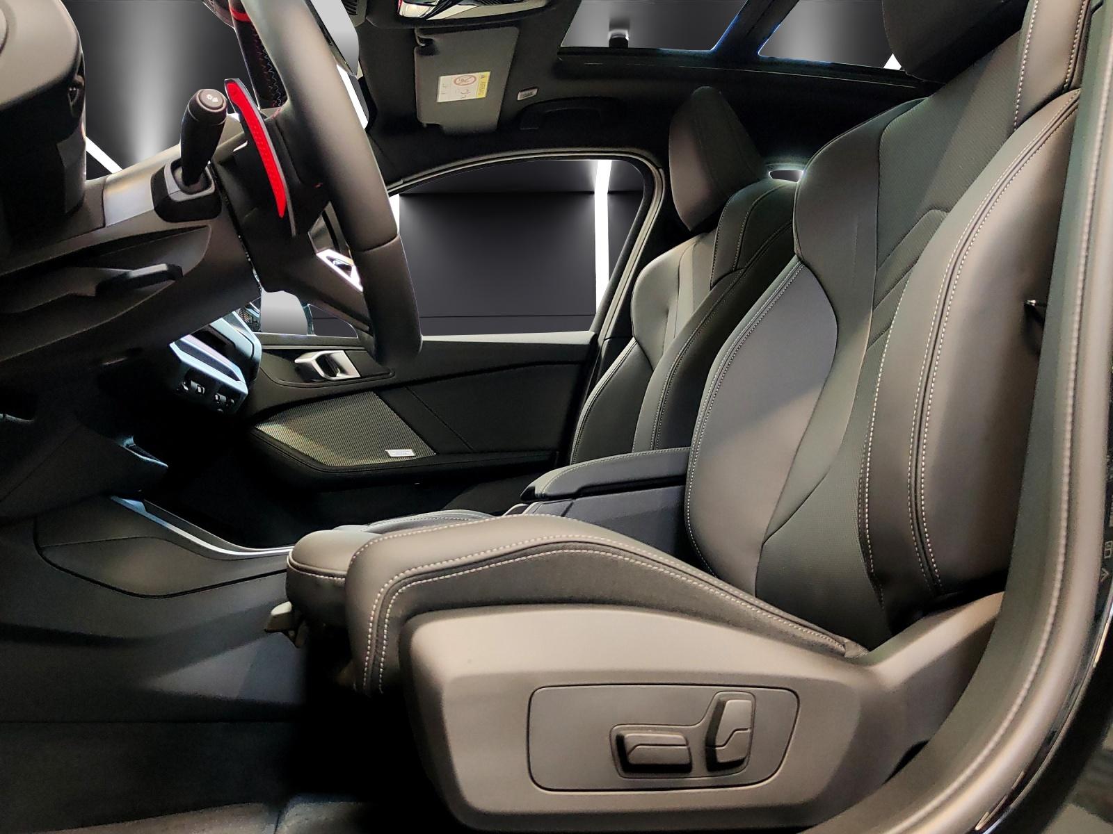 BMW M135i xDrive-image-9