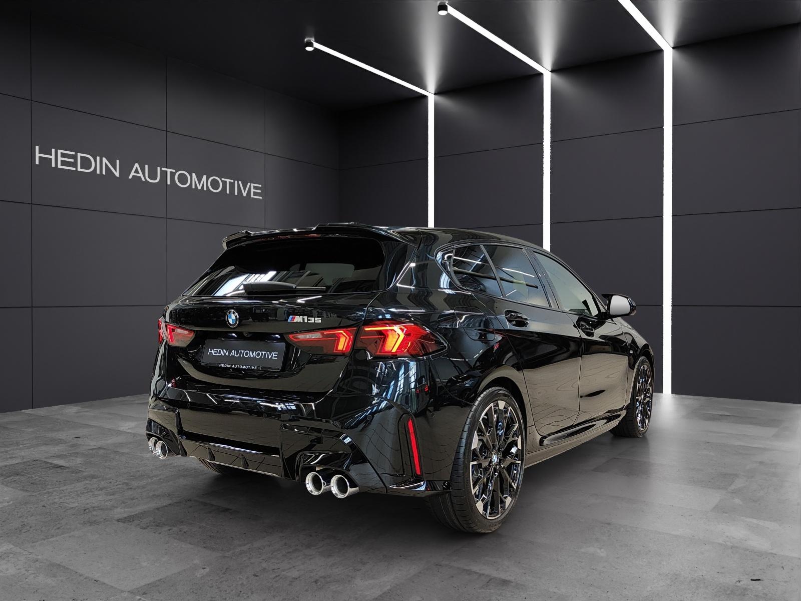 BMW M135i xDrive-image-5
