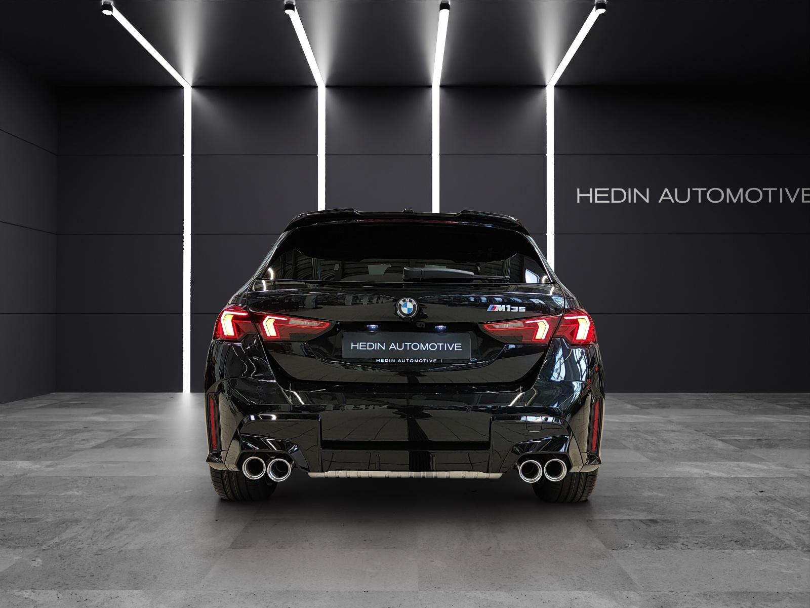 BMW M135i xDrive-image-4