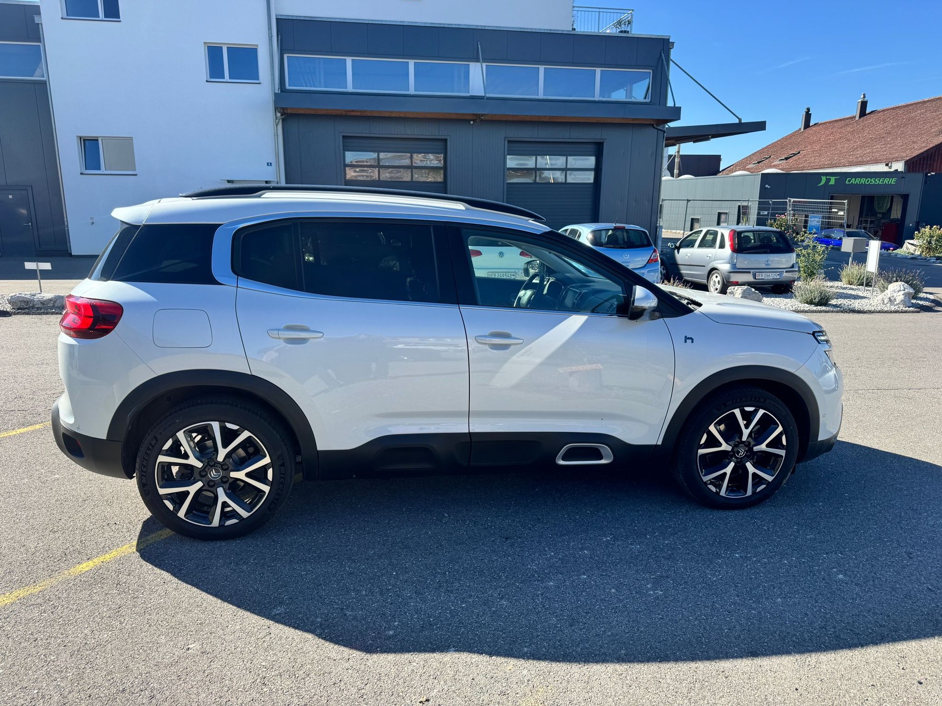 CITROEN C5 Aircross 1.6 PHEV Shine-image-5