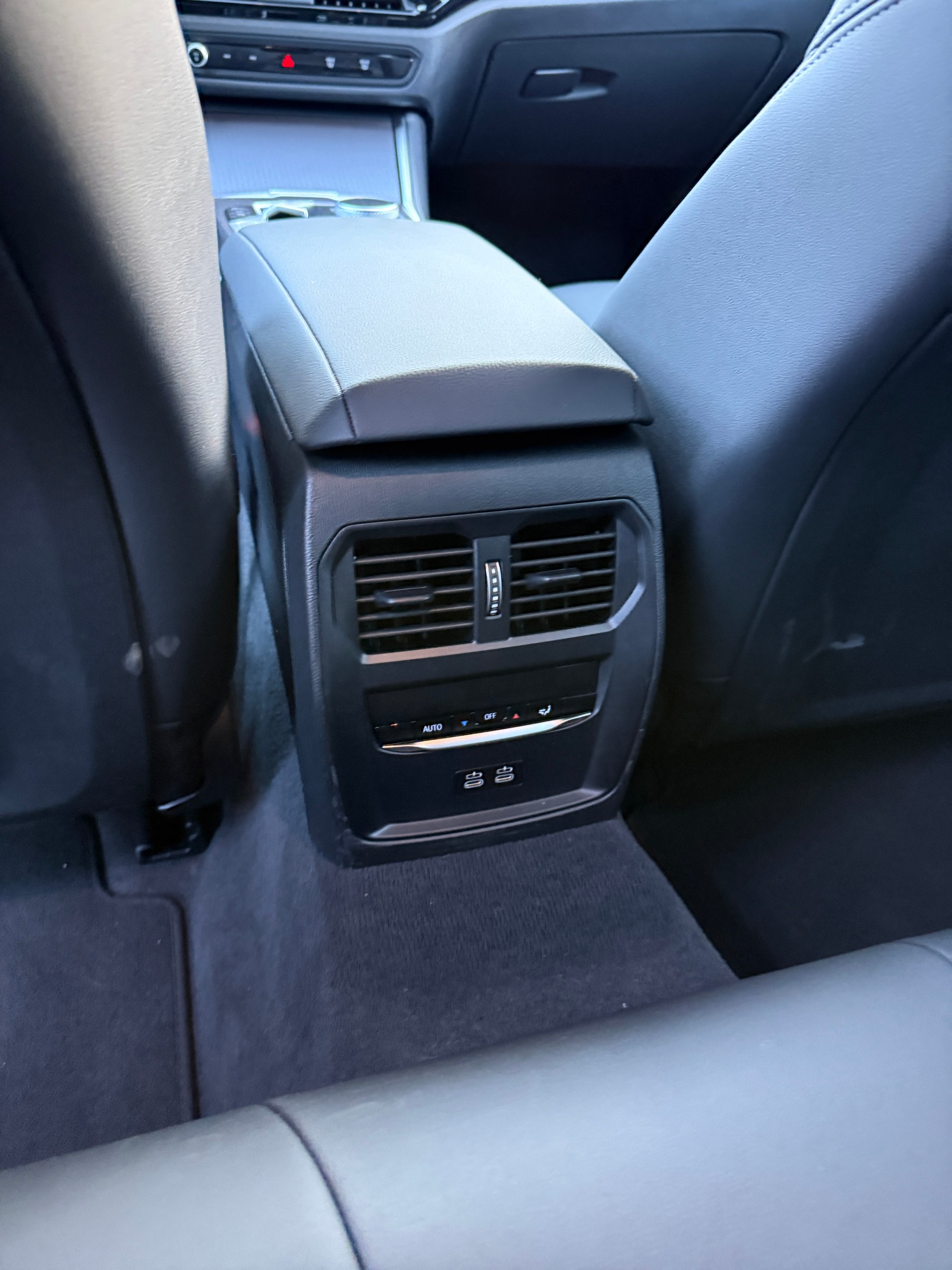 BMW 330d xDrive Touring 48V Steptronic M Sport Pro-image-8