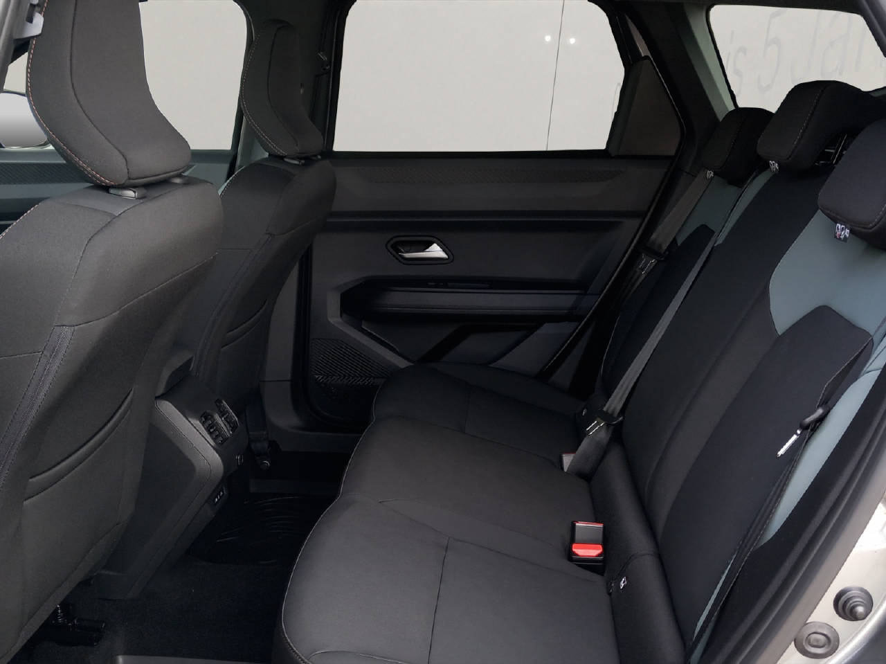 DACIA Bigster 1.2 Hybrid Extreme 4WD-image-9