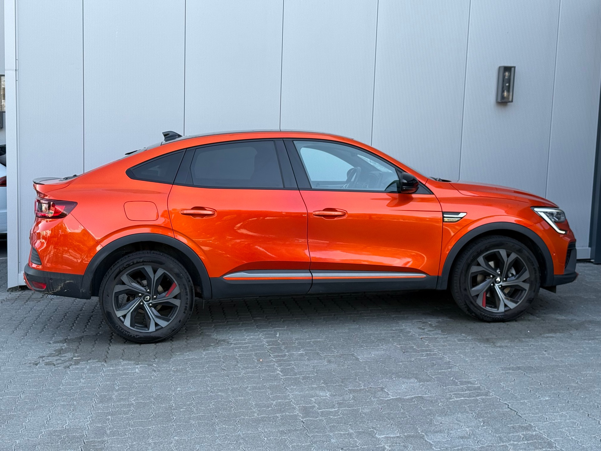 RENAULT Arkana 1.6 E-Tech R.S.Line-image-5