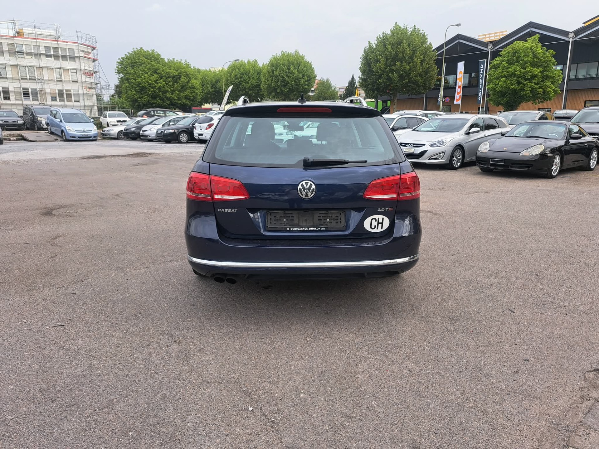 VW Passat Variant 2.0 TSI Highline DSG-image-3