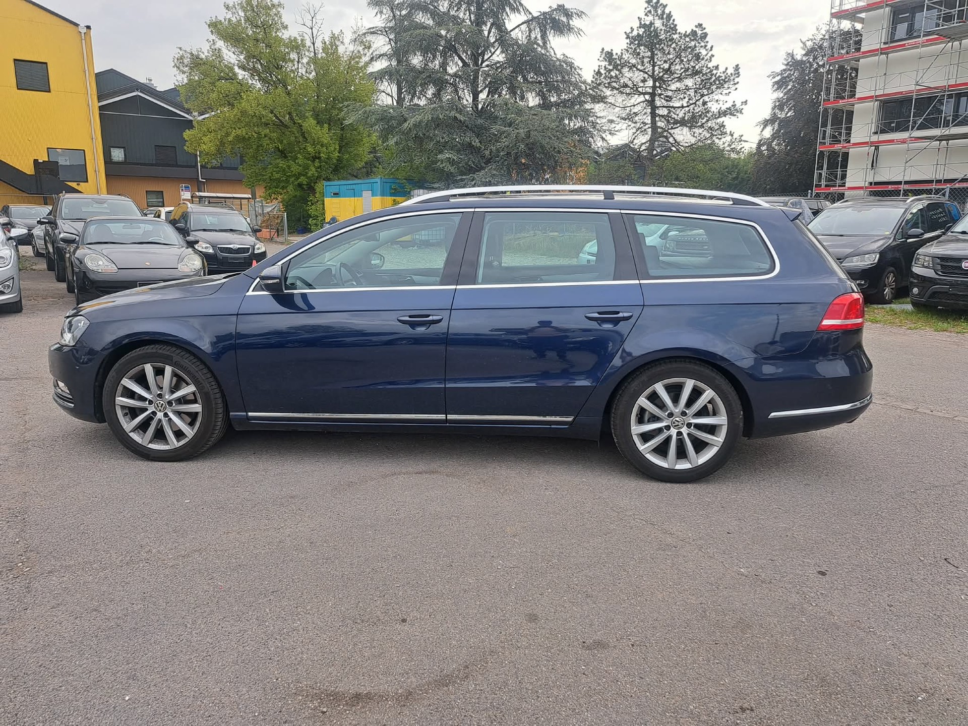 VW Passat Variant 2.0 TSI Highline DSG-image-4