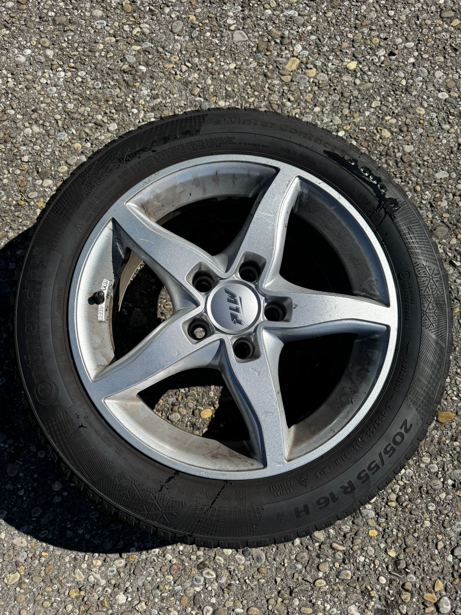 RENAULT Mégane Grandtour 2.0 16V Dynamique CVT-image-15
