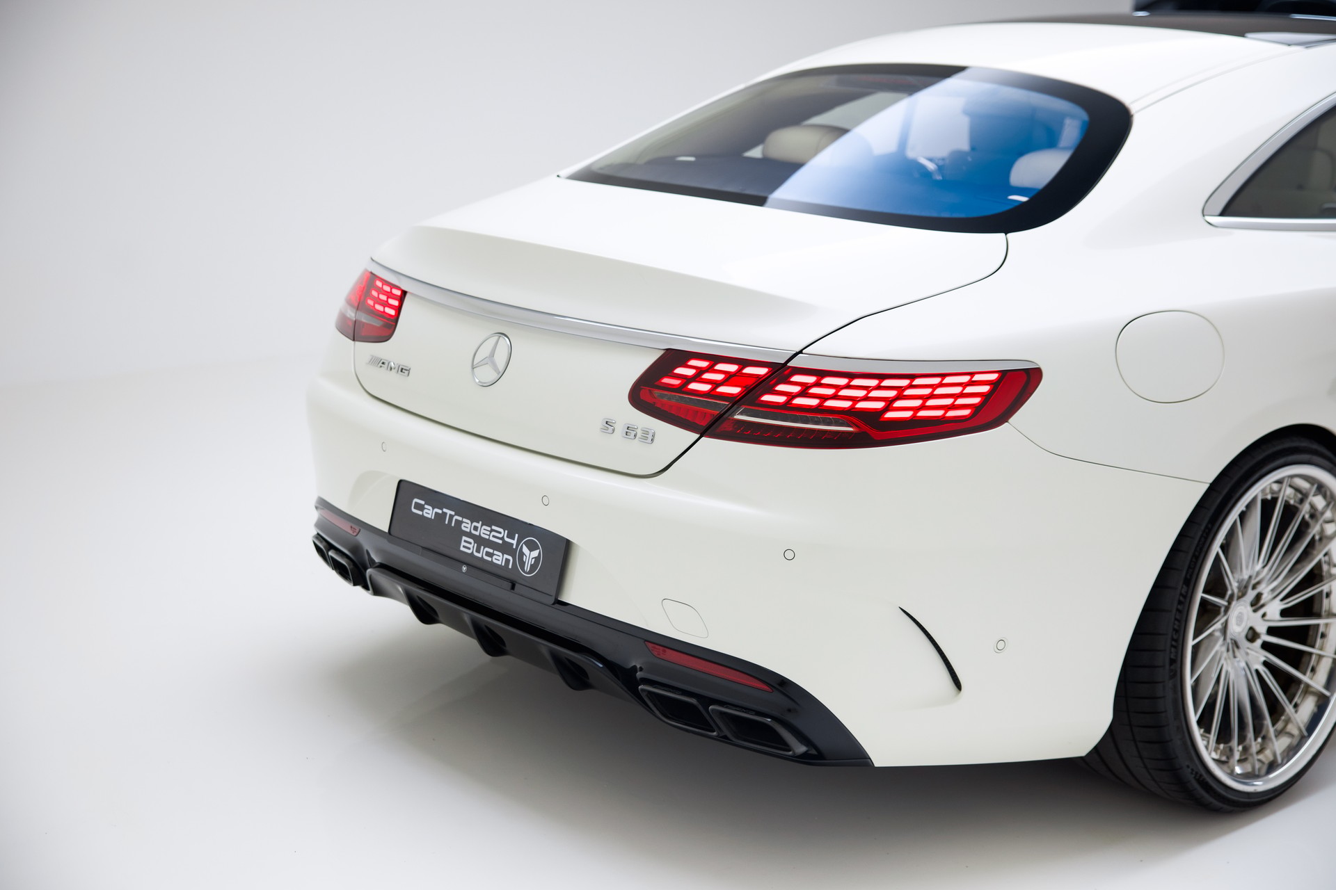 MERCEDES-BENZ S 63 AMG Coupé 4Matic Speedshift MCT-image-11