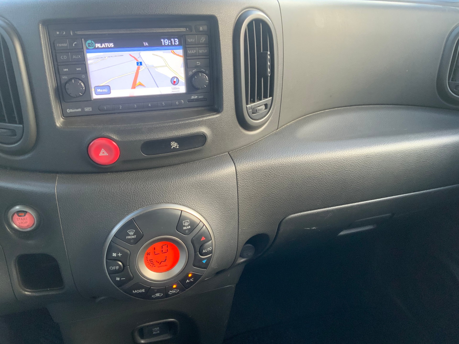 NISSAN Cube 1.6-image-10