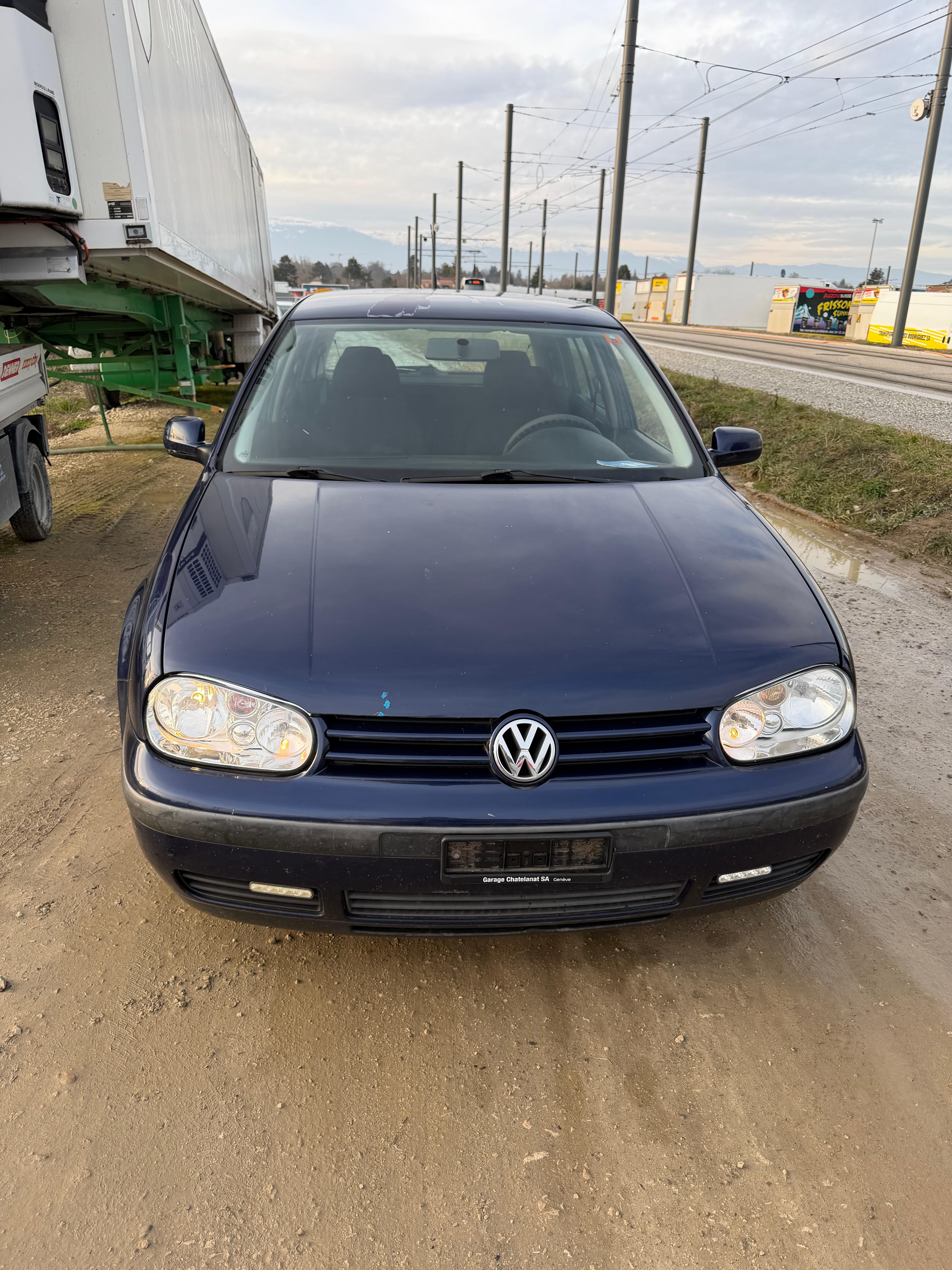 VW Golf 1.6 Comfortline — slika 1