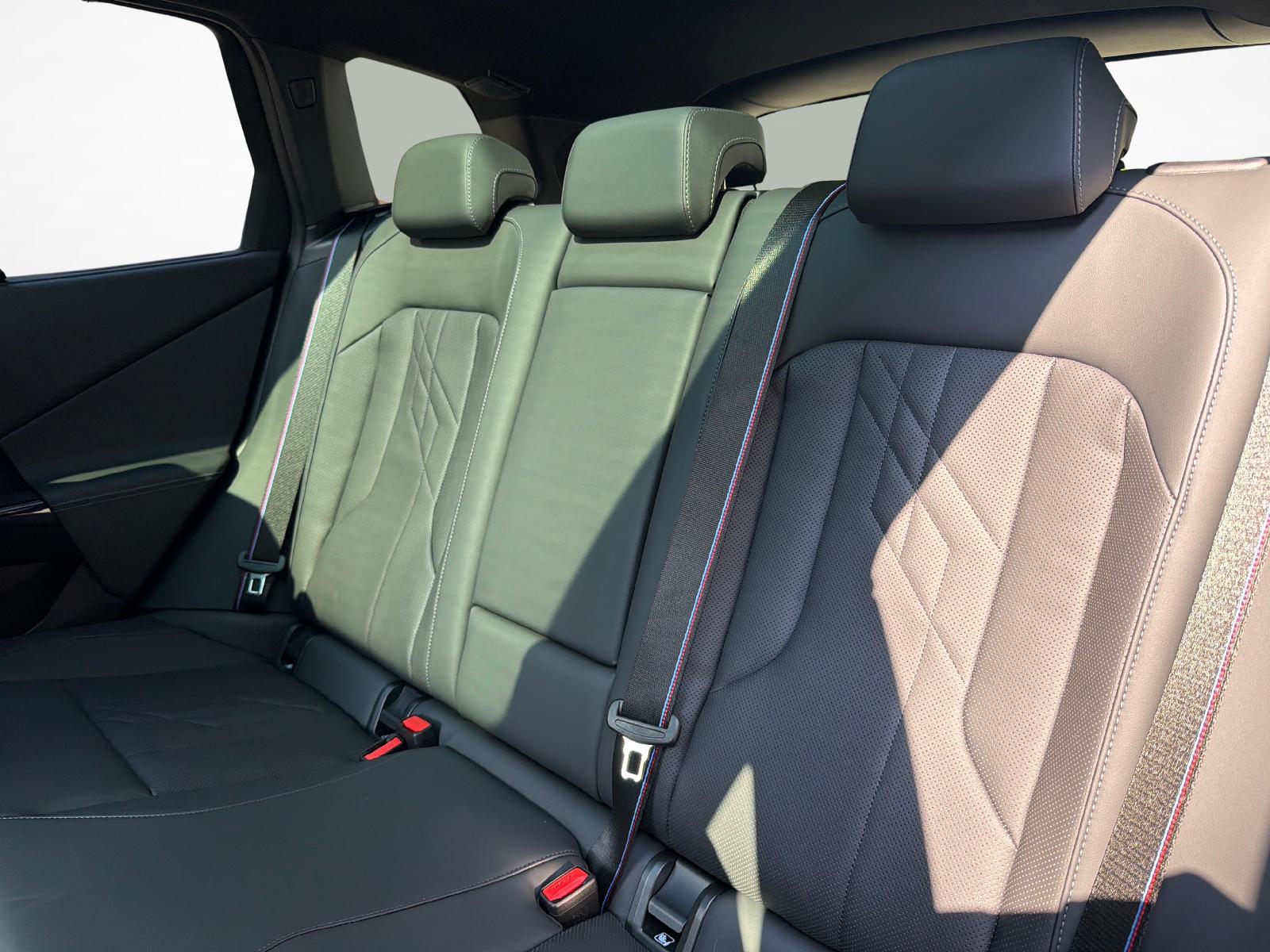 BMW X3 20d xDrive-image-18