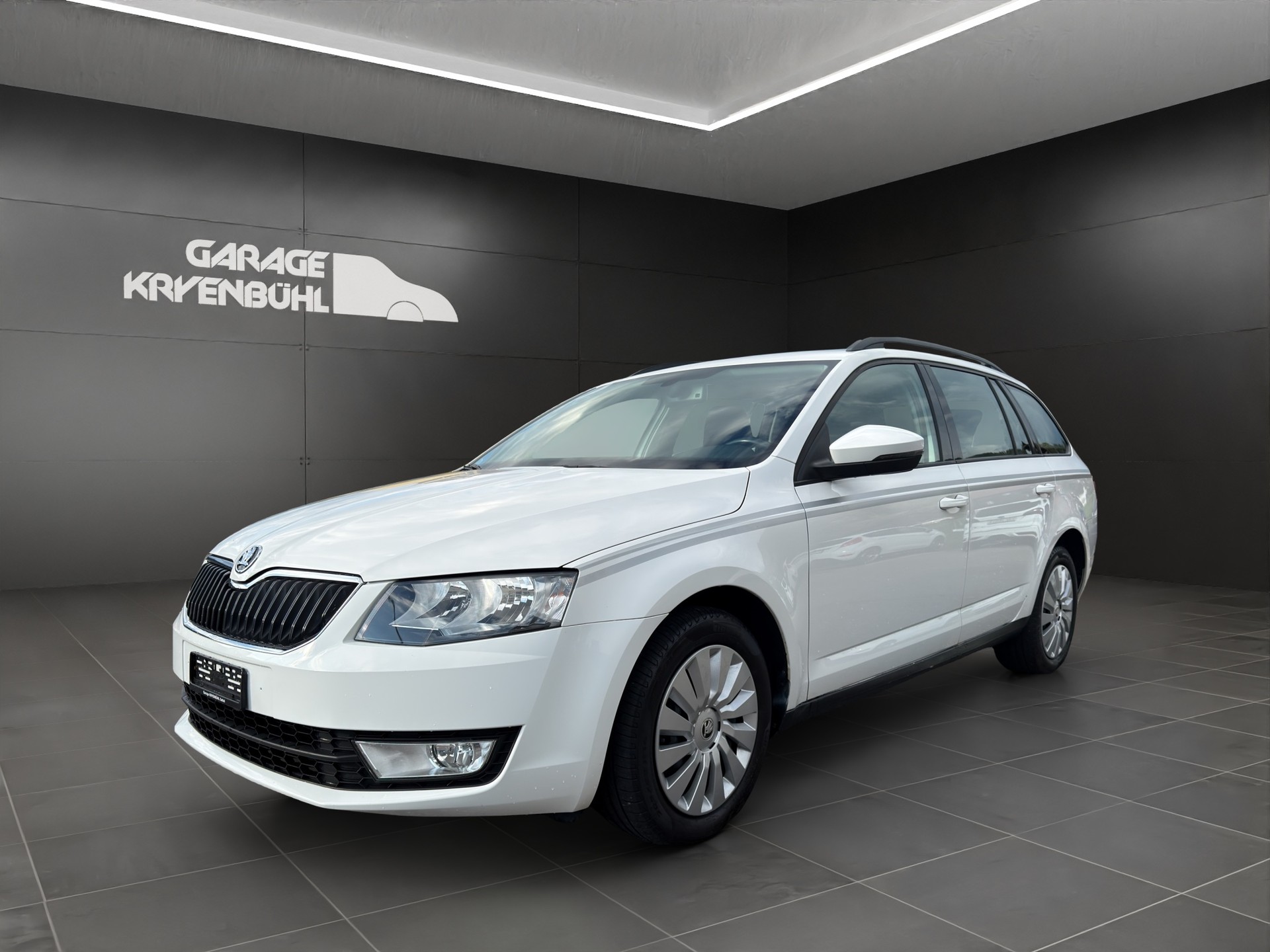 SKODA Octavia Combi 1.6 TDI Ambition 4x4-image-1