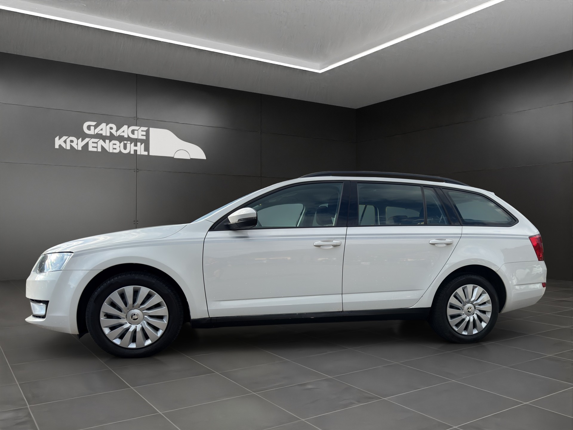 SKODA Octavia Combi 1.6 TDI Ambition 4x4-image-2