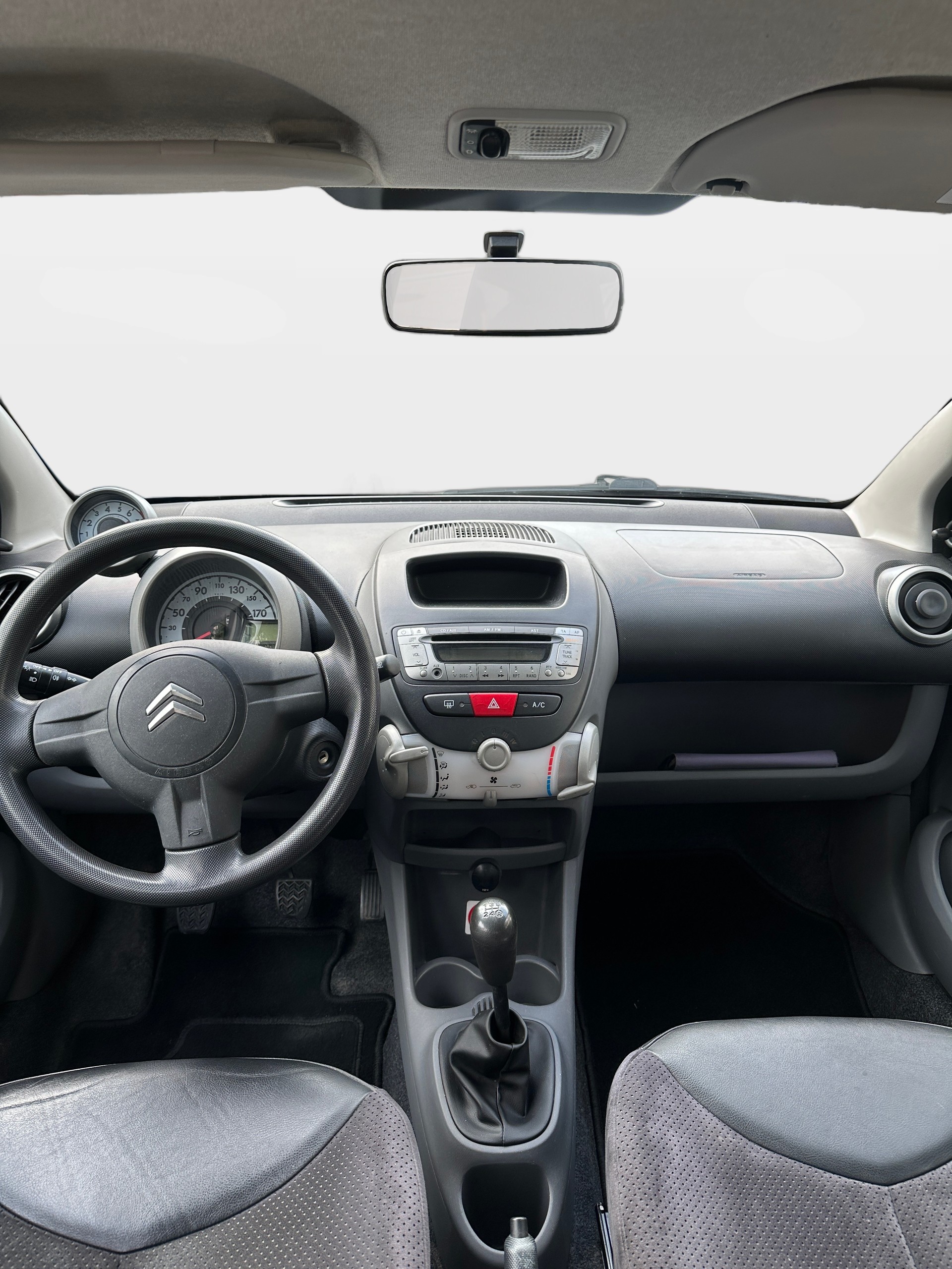 CITROEN C1 1.0i Edition-image-8