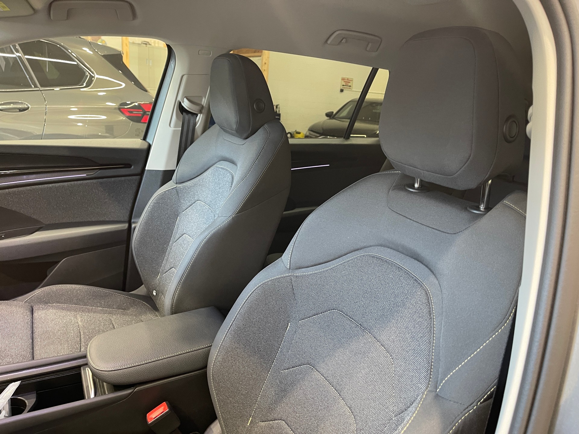 SKODA Kodiaq 1.5 TSI mHEV Selection *7 PLATZ*-image-8