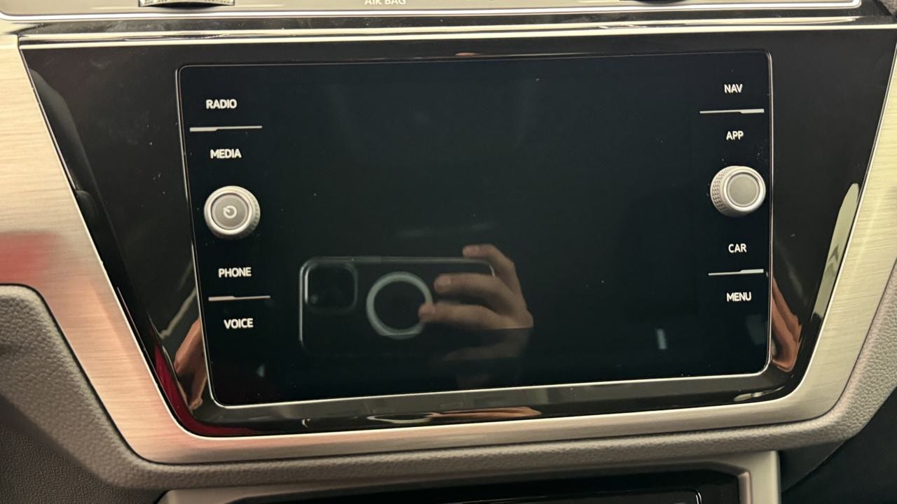 VW Touran 1.5 TSI EVO Limited-image-7