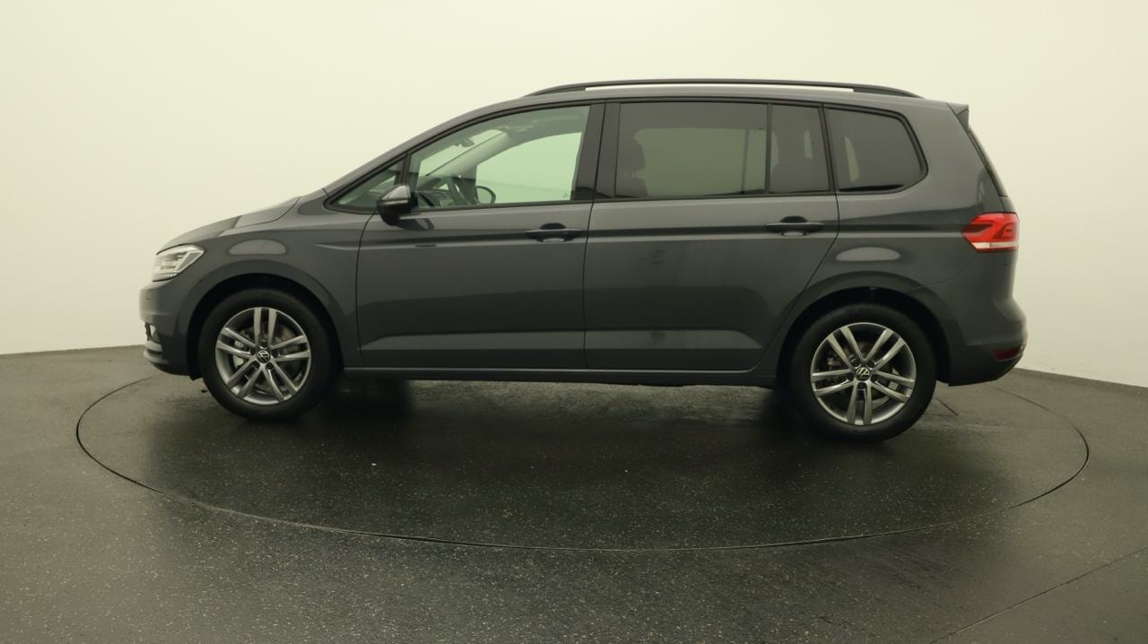 VW Touran 1.5 TSI EVO Limited-image-1