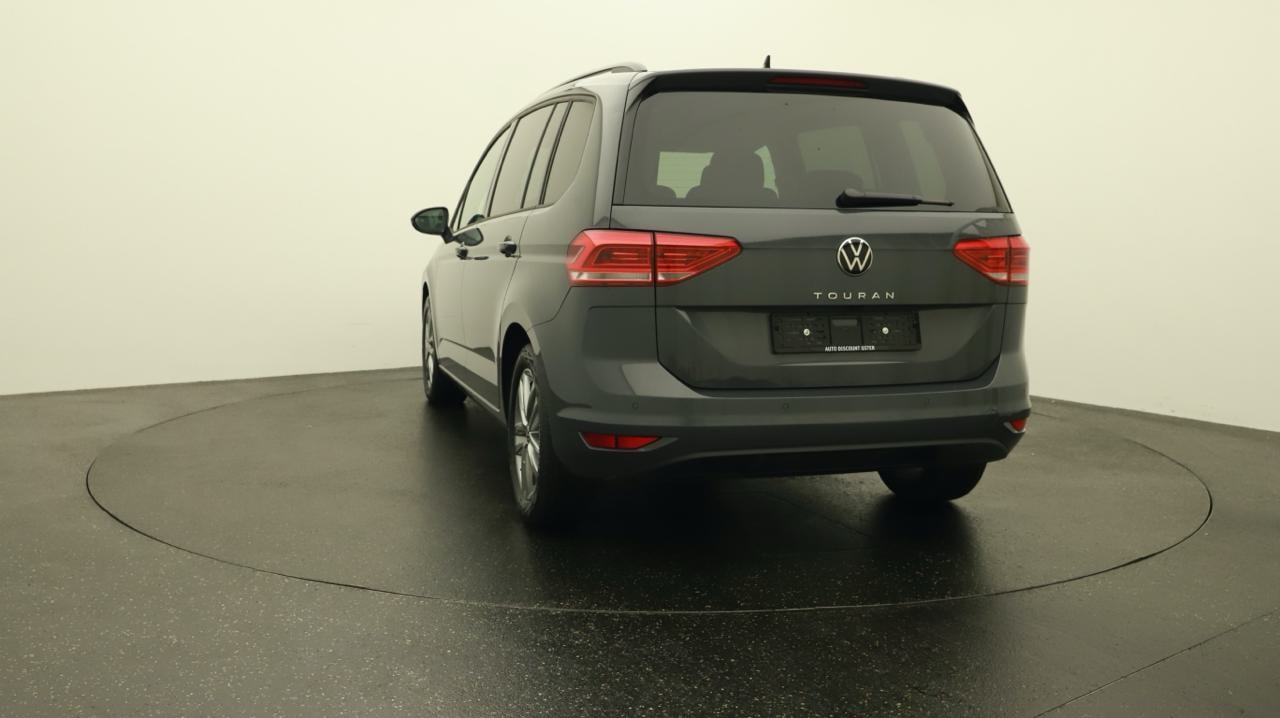 VW Touran 1.5 TSI EVO Limited-image-3