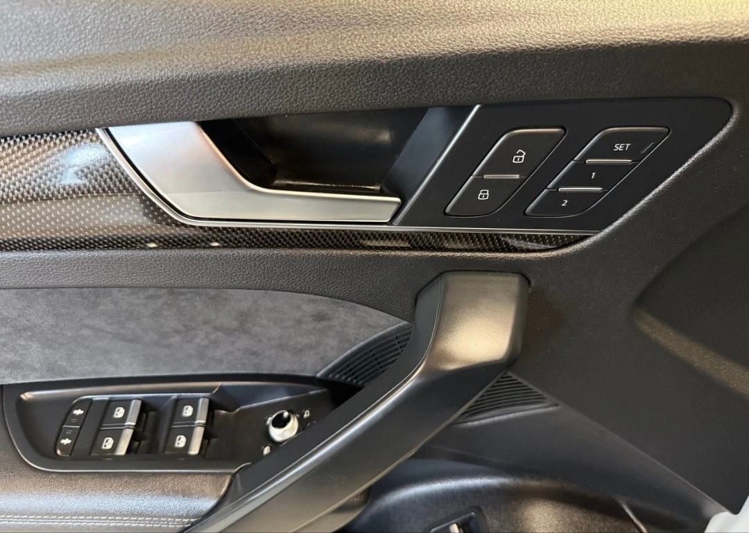 AUDI SQ5 TDI quattro tiptronic-image-15