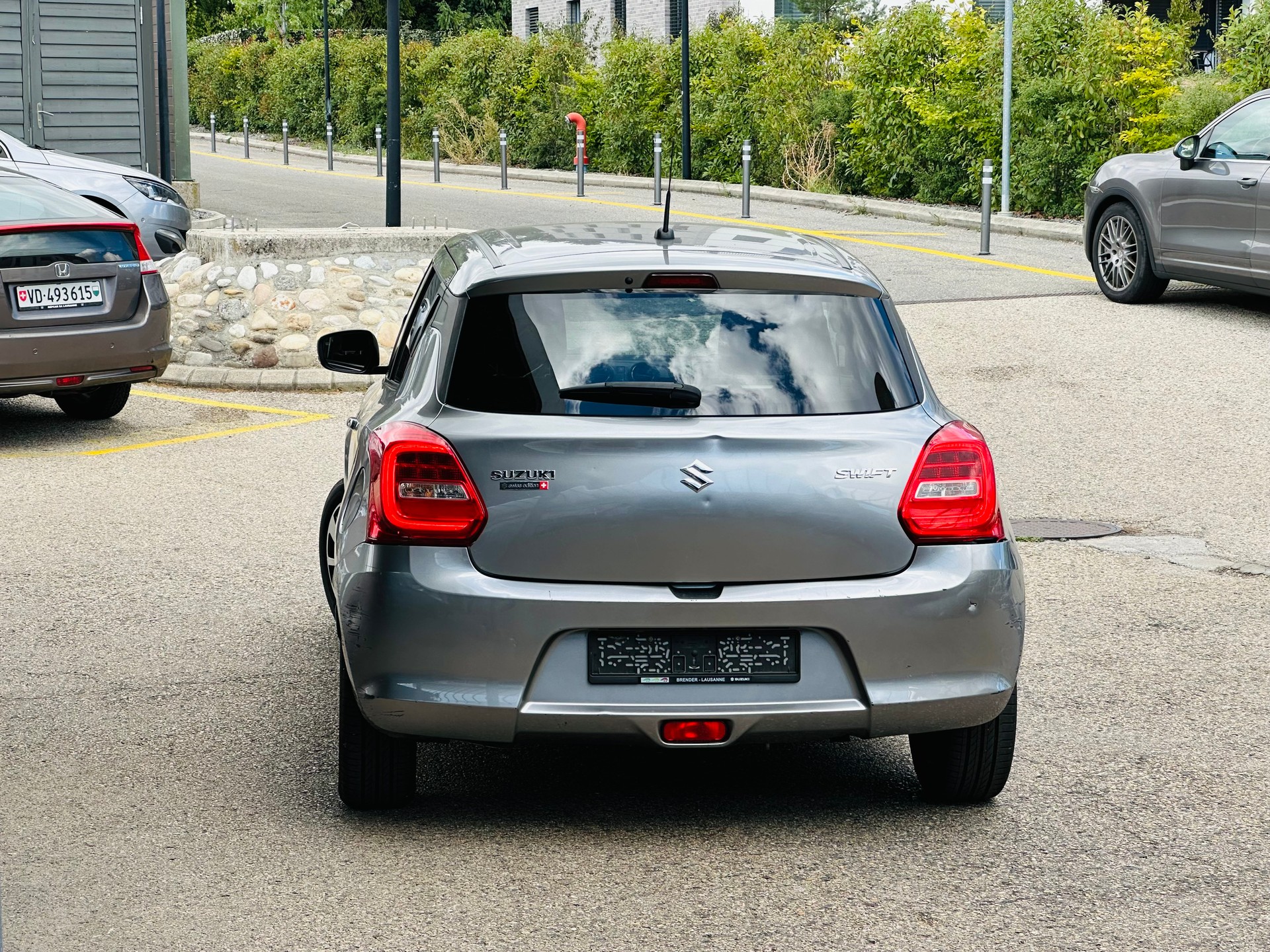 SUZUKI Swift 1.0 12V Compact Top Automatic-image-5