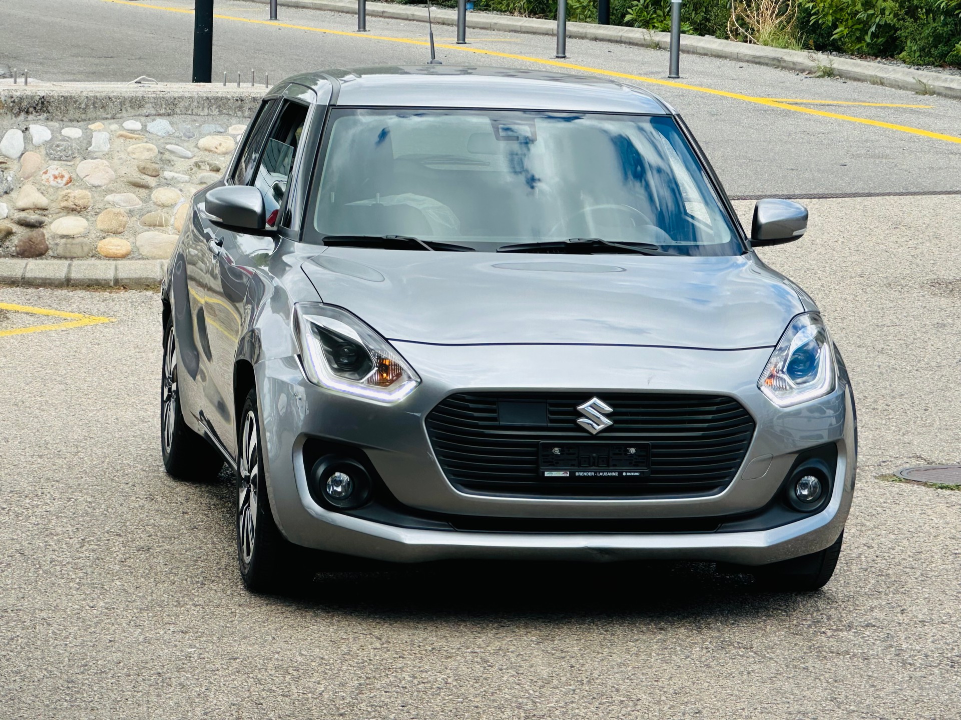 SUZUKI Swift 1.0 12V Compact Top Automatic-image-4