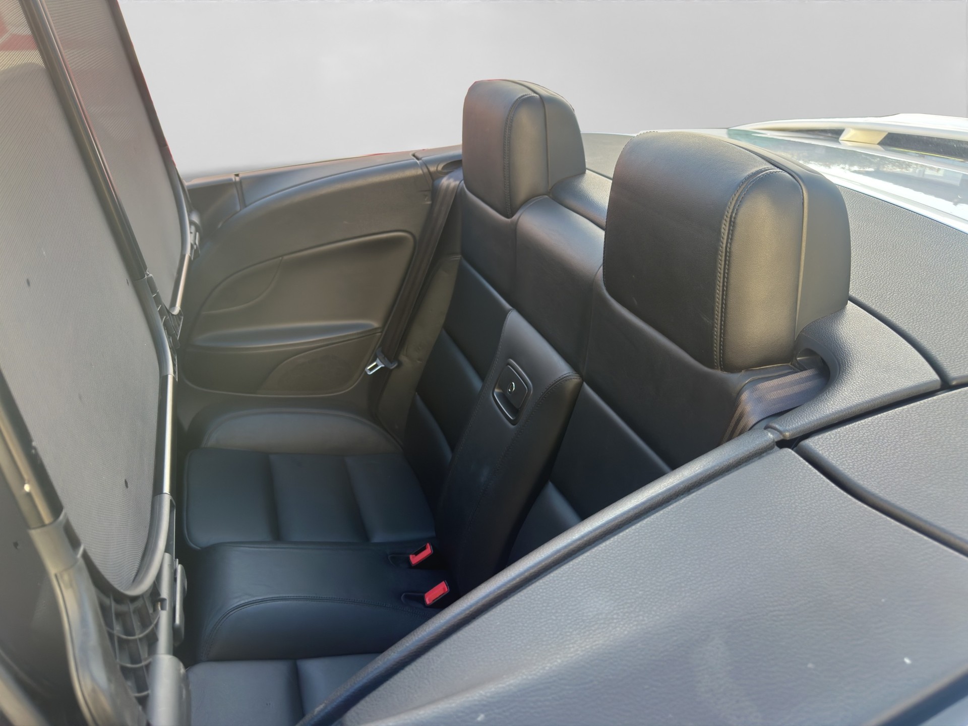 VW Eos 2.0 TSI DSG-image-14