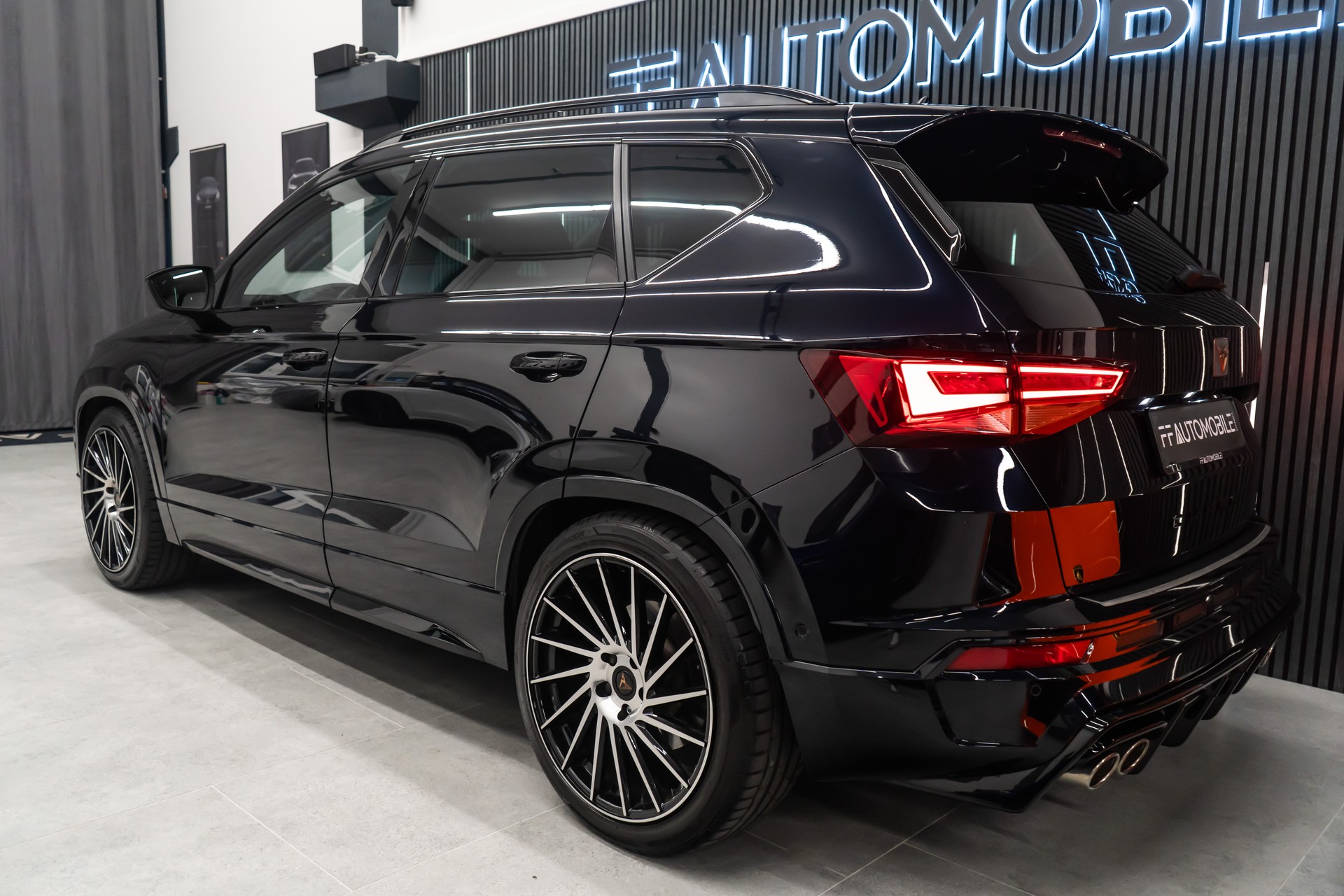 CUPRA Ateca 2.0TSI 4Drive DSG / CH-FAHRZEUG-image-8