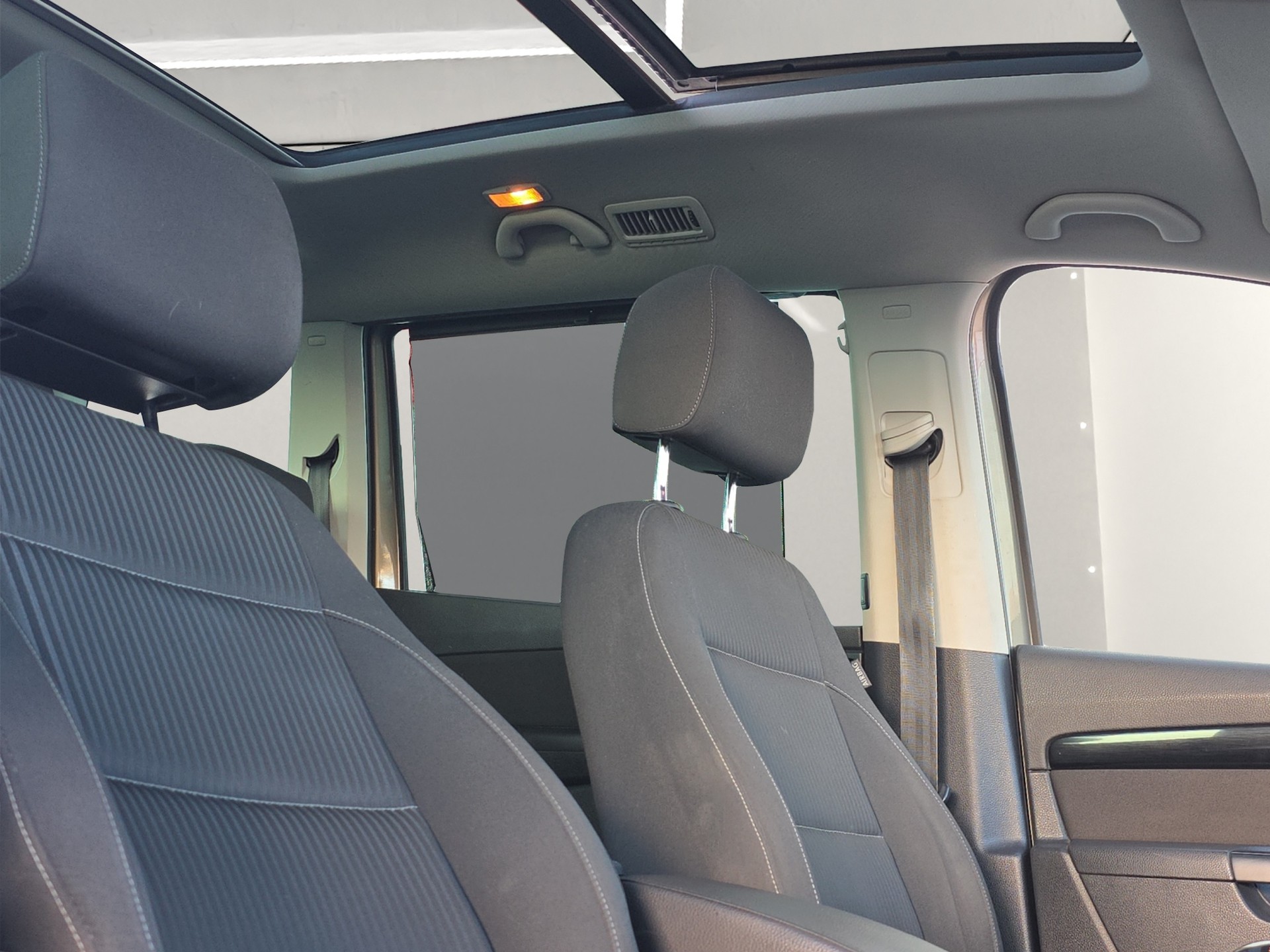 SEAT Alhambra 2.0 TDI Style-image-16