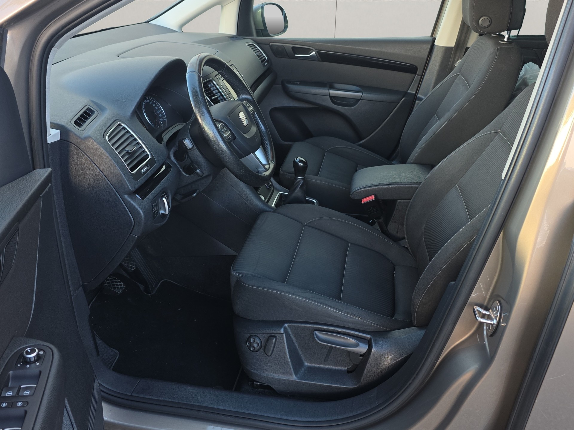 SEAT Alhambra 2.0 TDI Style-image-8