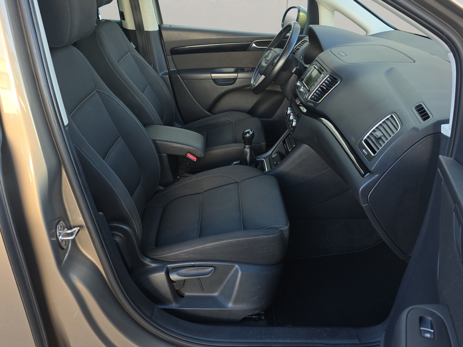 SEAT Alhambra 2.0 TDI Style-image-12