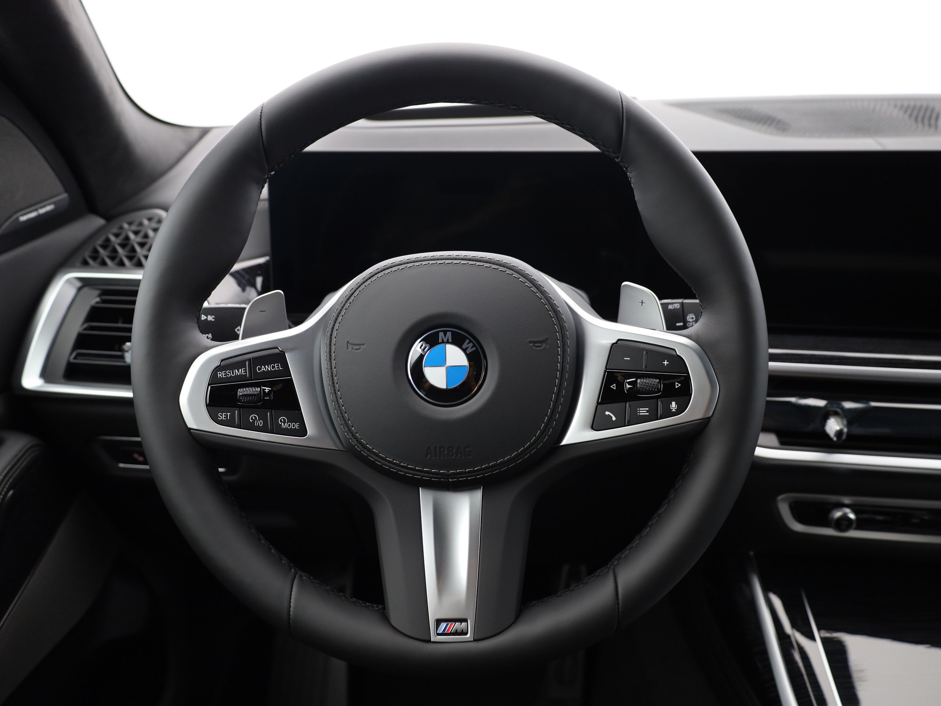 BMW X7 40d xDrive-image-15