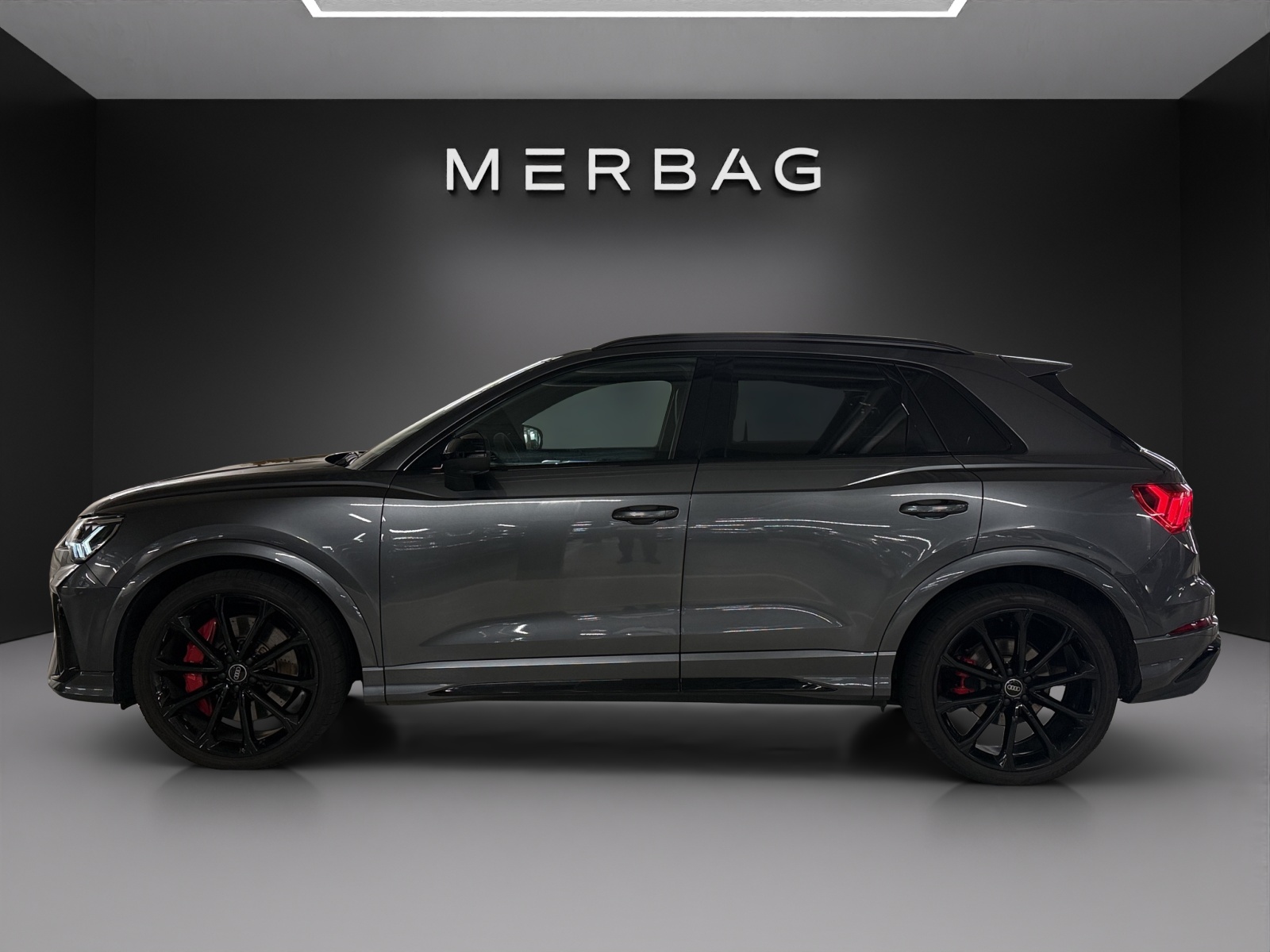 AUDI RS Q3 2.5 TFSI quattro S tronic-image-3