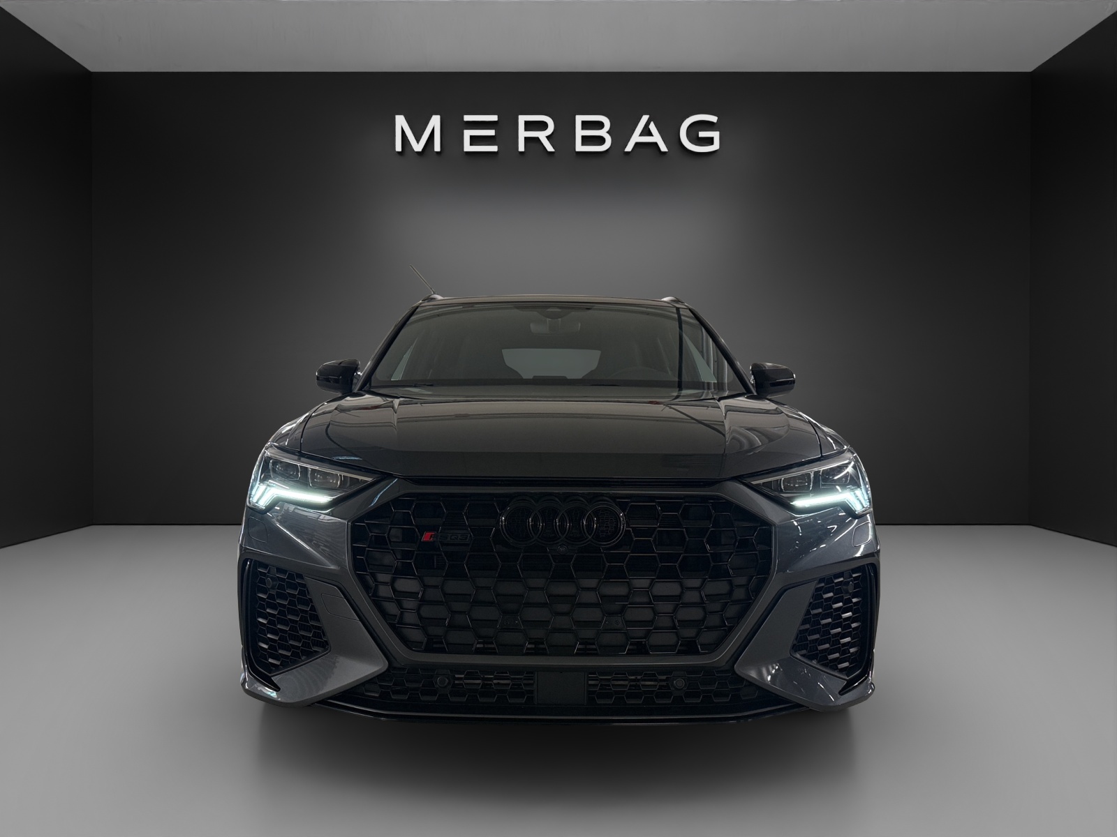 AUDI RS Q3 2.5 TFSI quattro S tronic-image-1