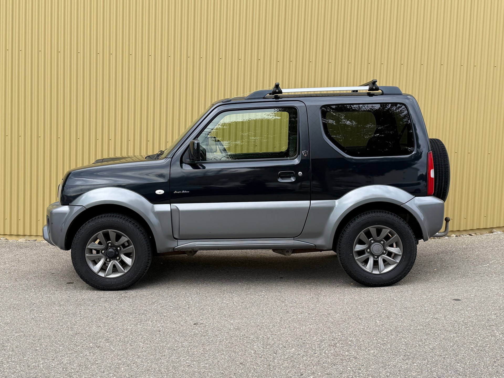 SUZUKI Jimny 1.3 16V Sergio Cellano-image-2