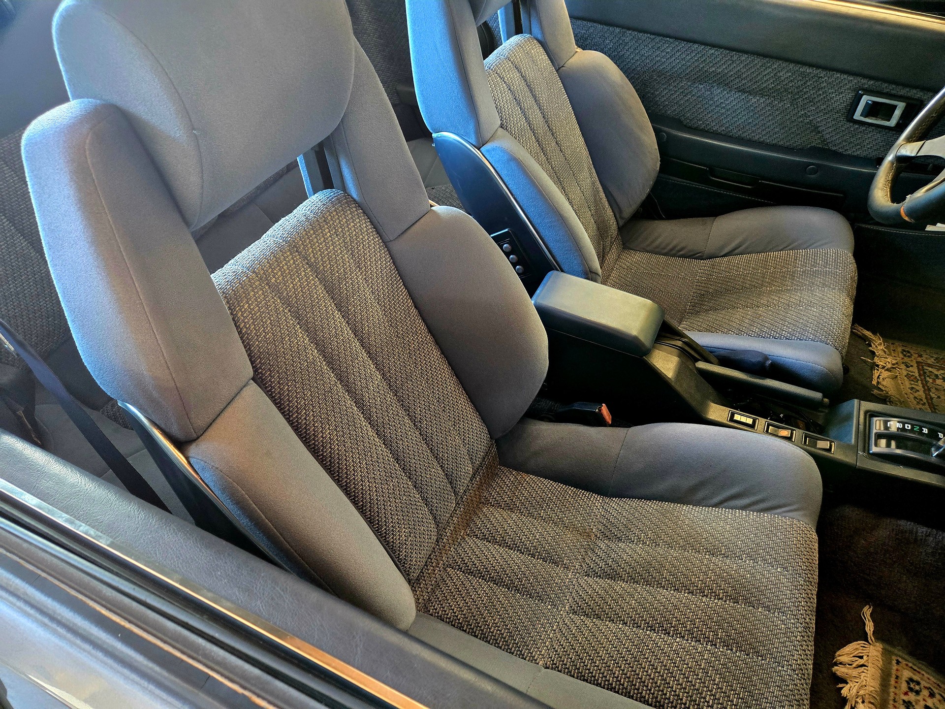 TOYOTA Celica 2800 i Supra-image-7