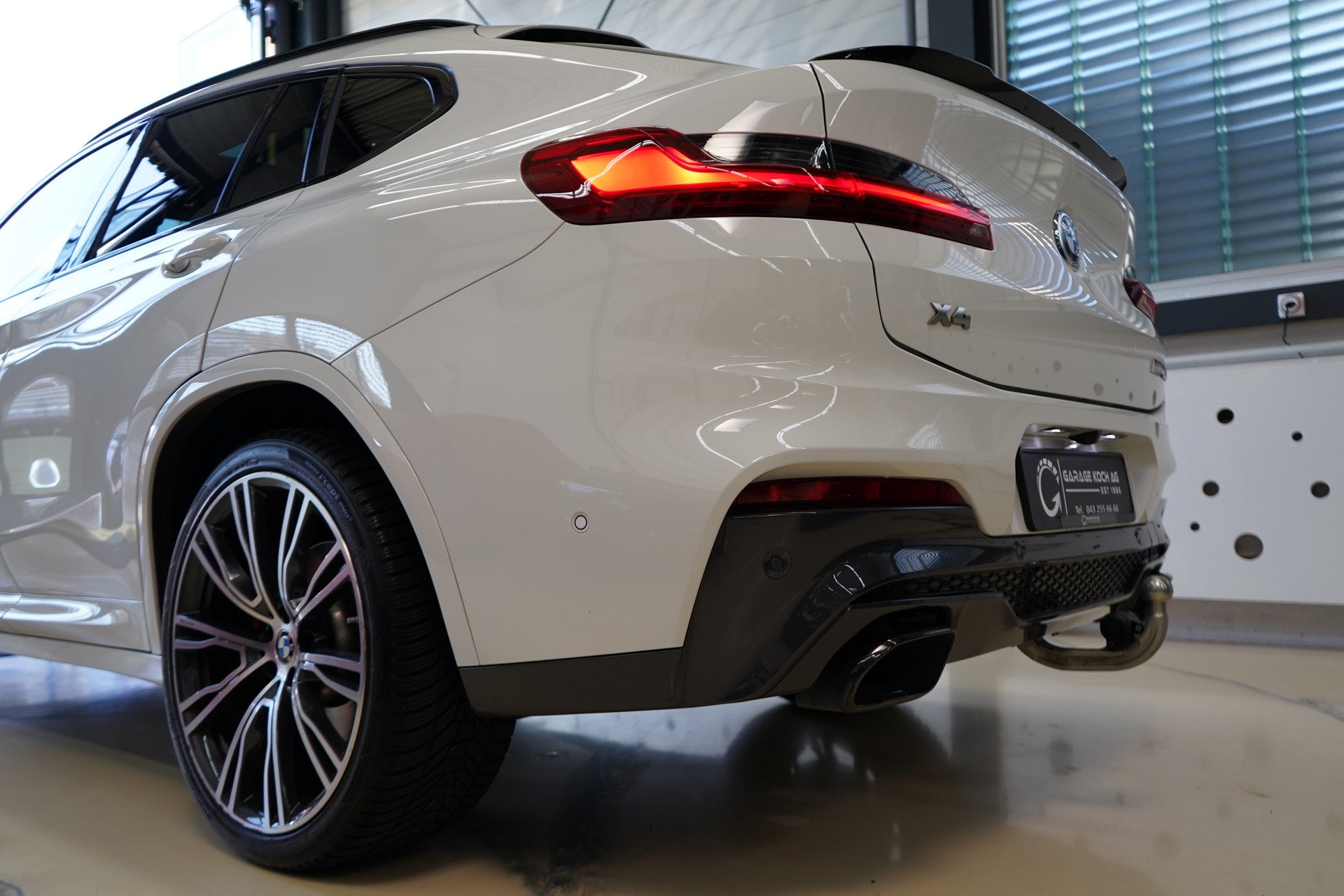 BMW X4 M40i Steptronic-image-6