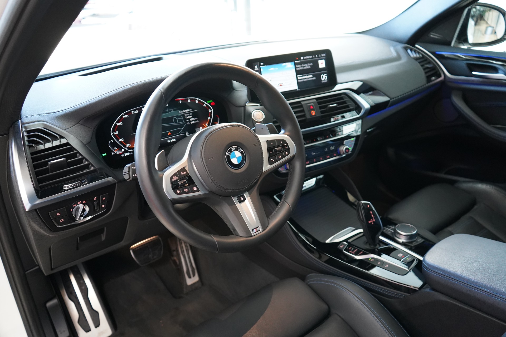 BMW X4 M40i Steptronic-image-14