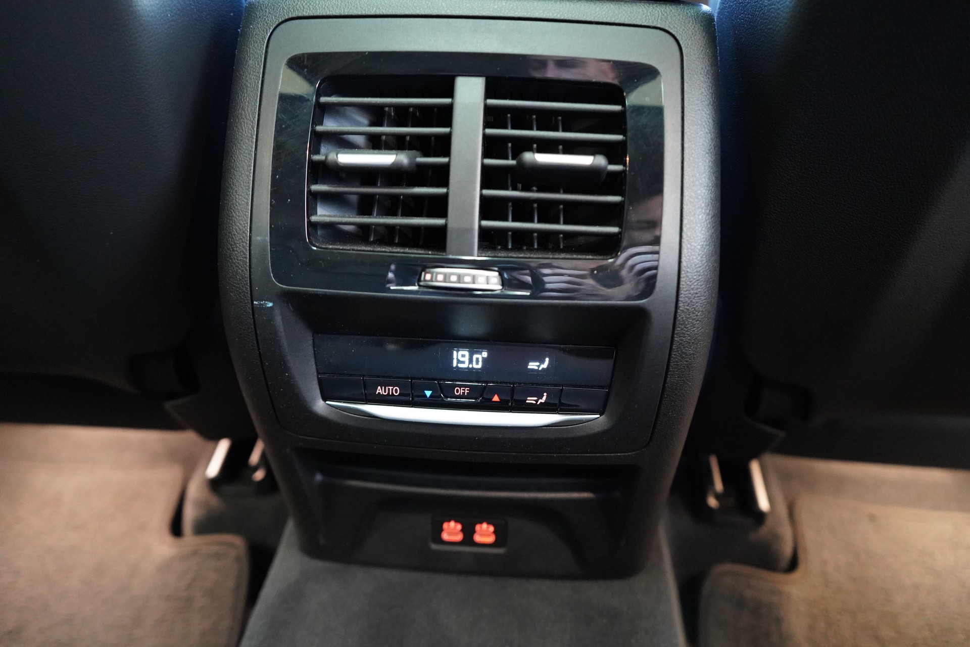 BMW X4 M40i Steptronic-image-30
