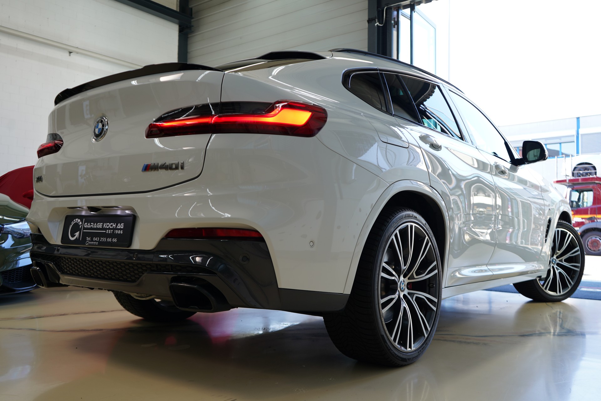 BMW X4 M40i Steptronic-image-8