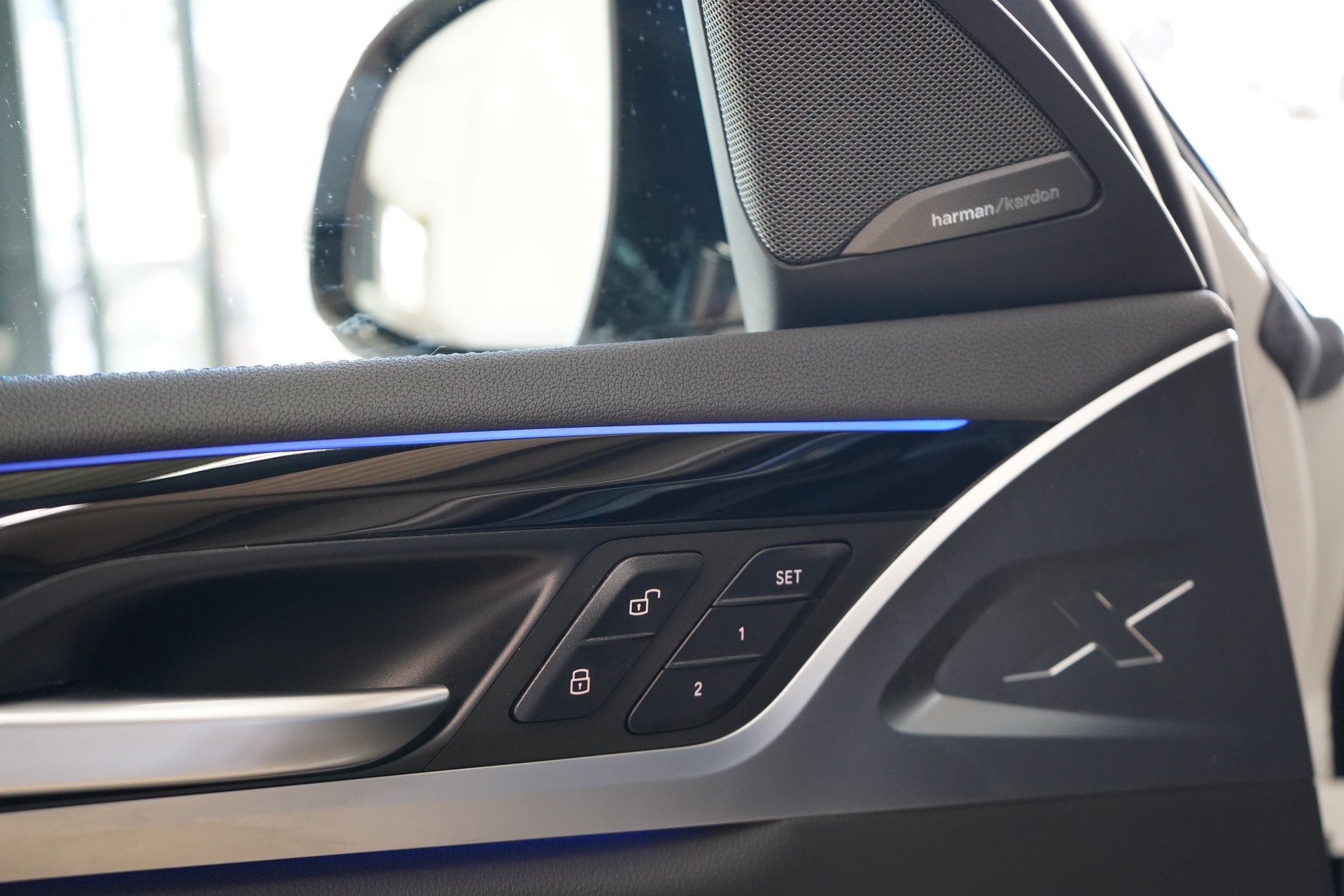 BMW X4 M40i Steptronic-image-23