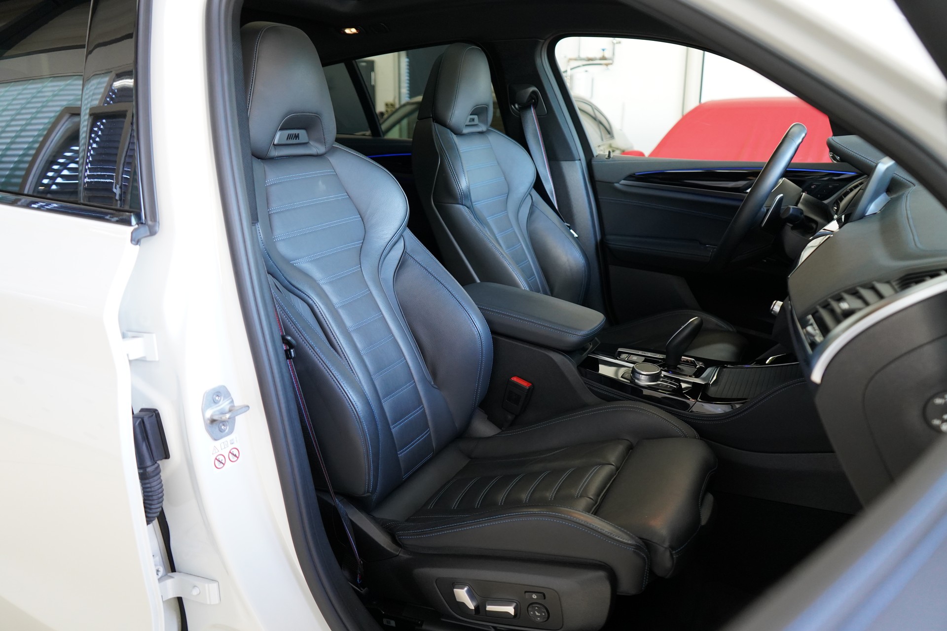 BMW X4 M40i Steptronic-image-31