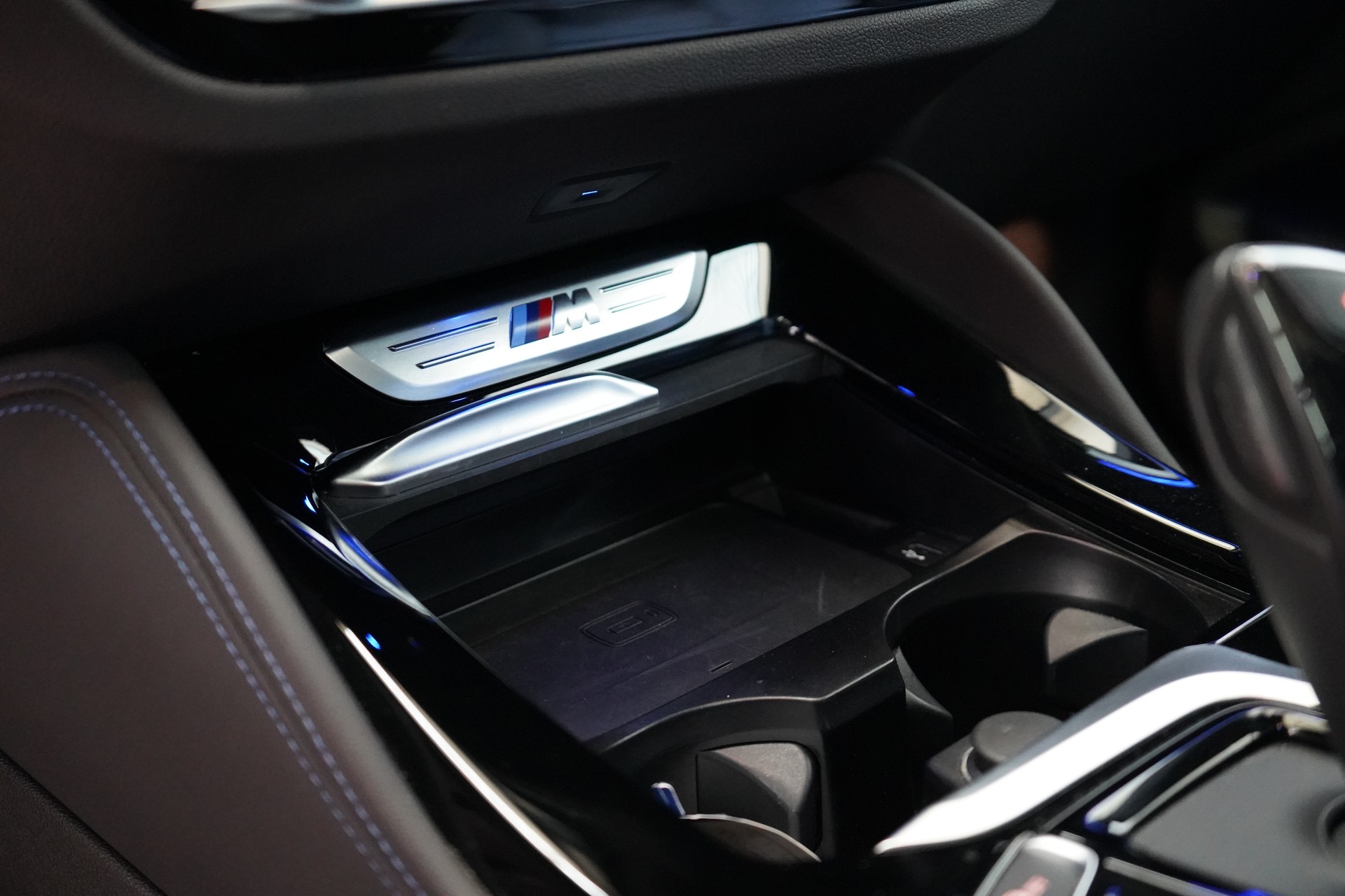 BMW X4 M40i Steptronic-image-18