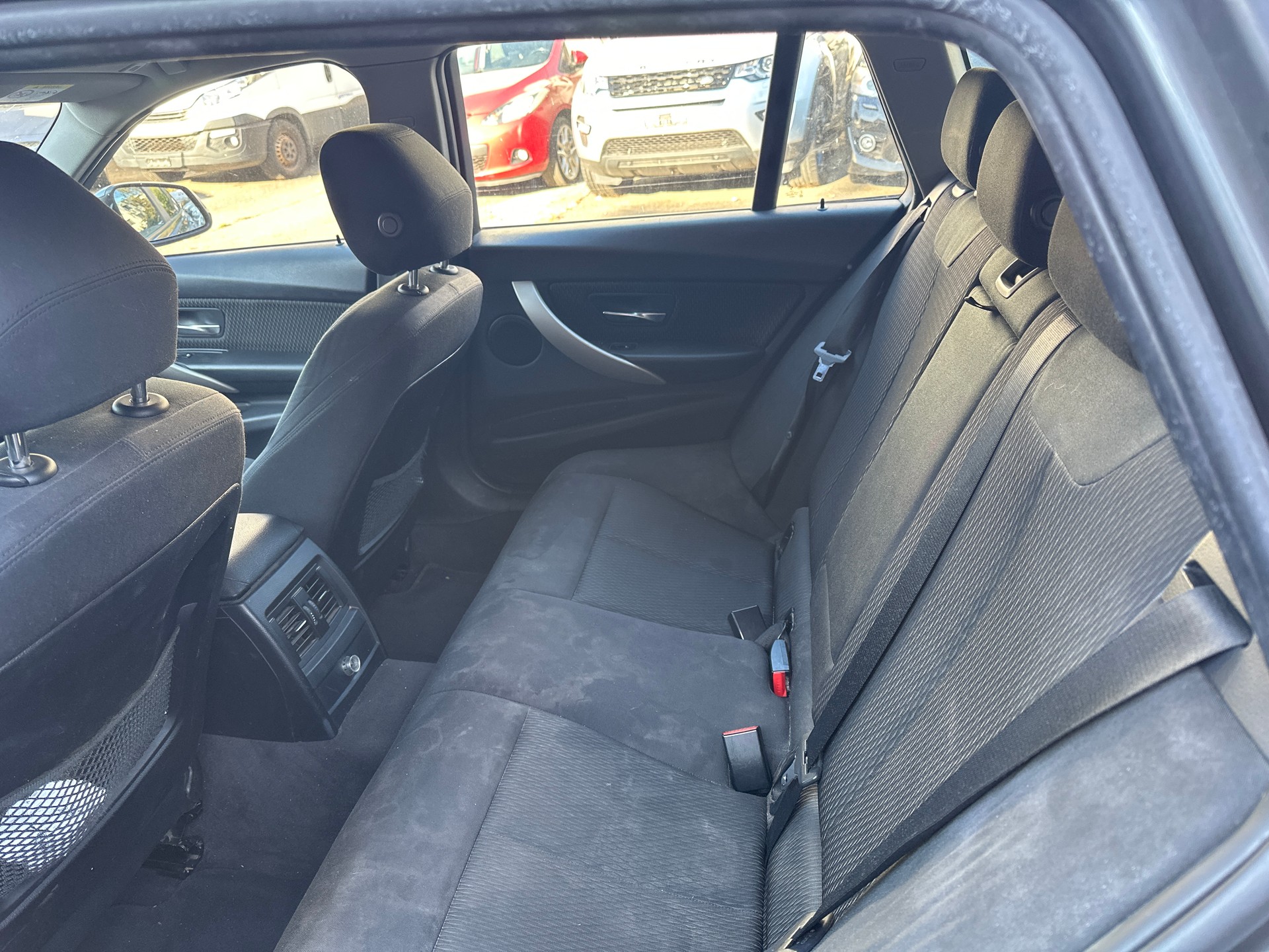 BMW 316i Touring Business Steptronic-image-8