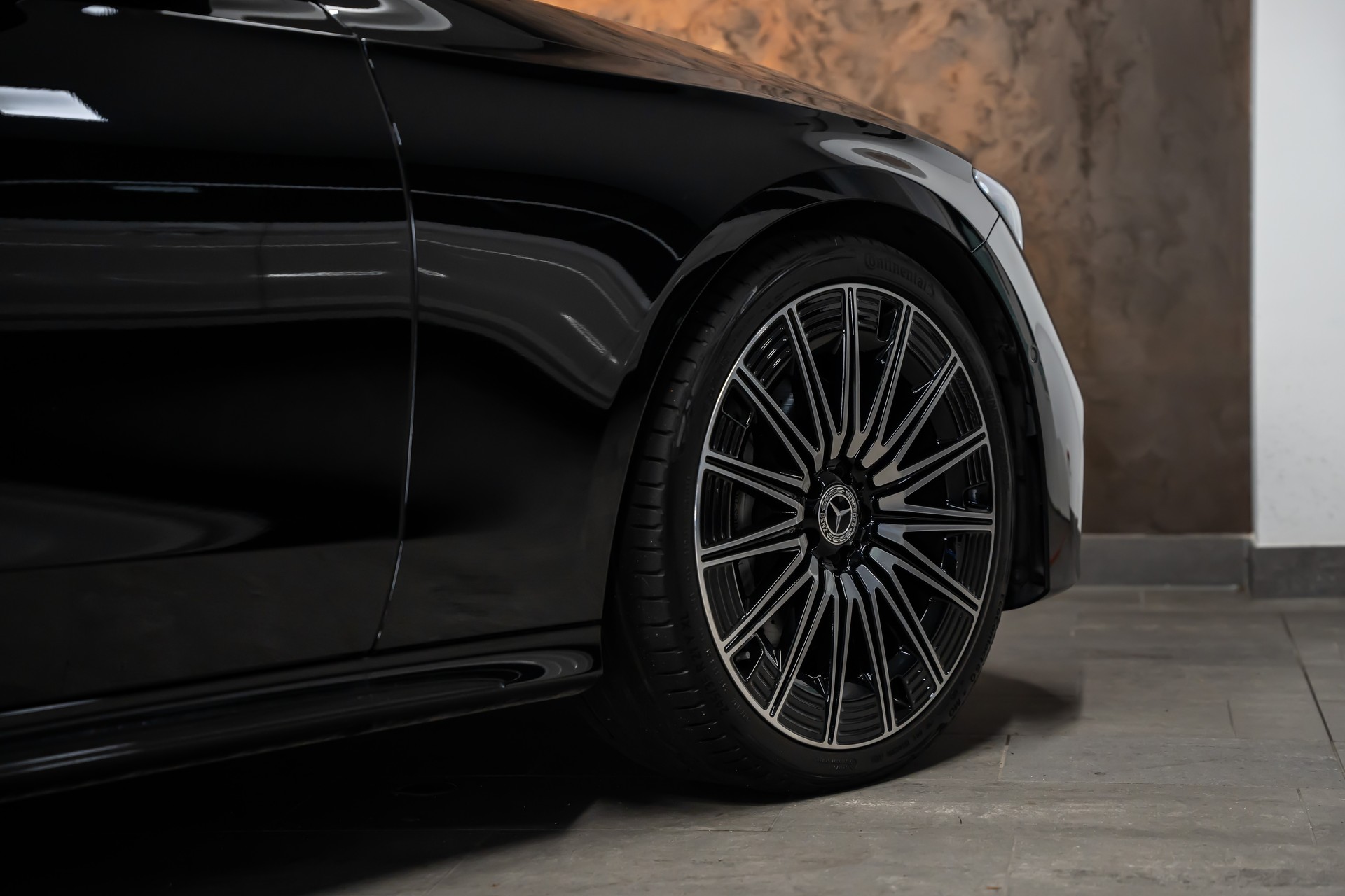 MERCEDES-BENZ E 450 d 4Matic 9G-Tronic AMG Line *Hyper-Screen*Iconic-Glow*Panorama*Burmester-4D*-image-11