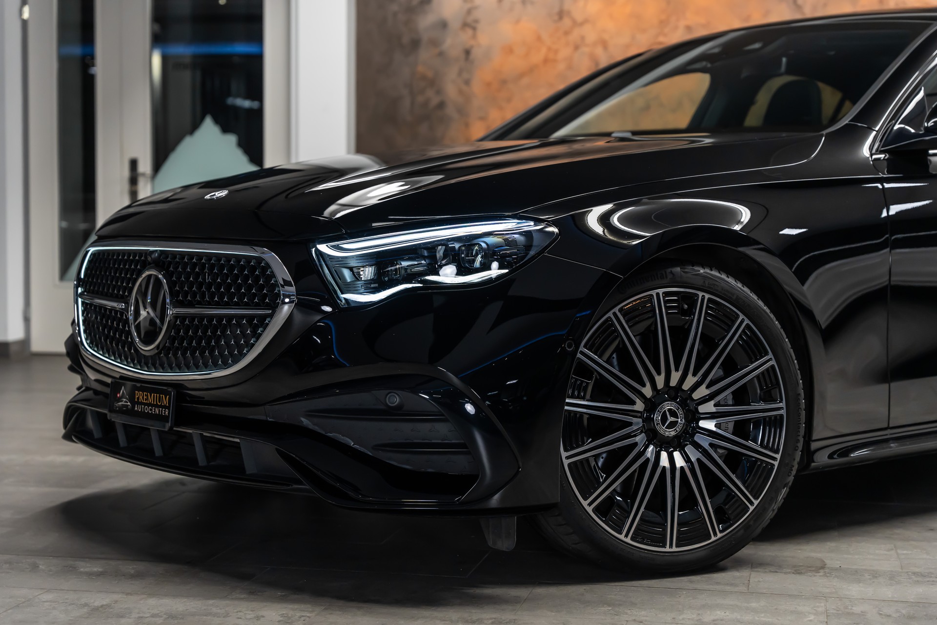 MERCEDES-BENZ E 450 d 4Matic 9G-Tronic AMG Line *Hyper-Screen*Iconic-Glow*Panorama*Burmester-4D*-image-1
