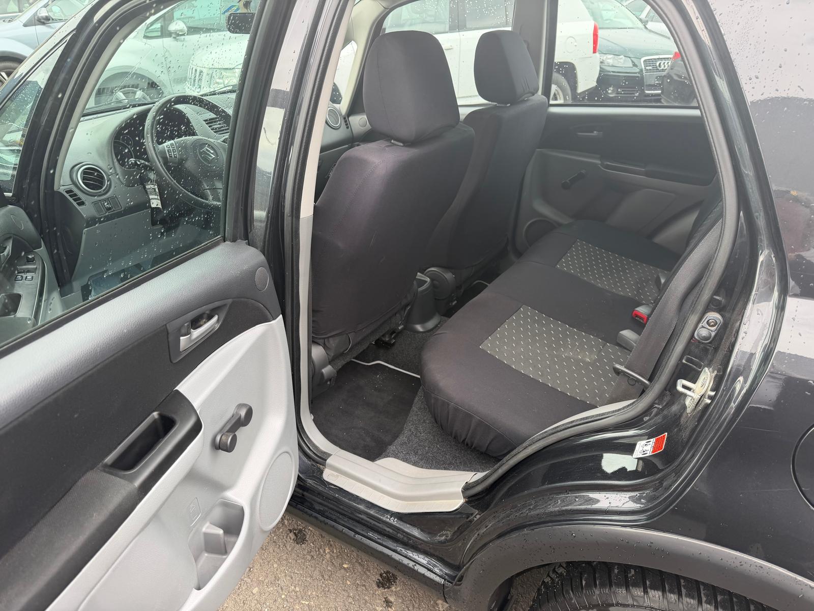 SUZUKI SX4 1.6 16V GL Top Piz Sulai 4WD-image-10