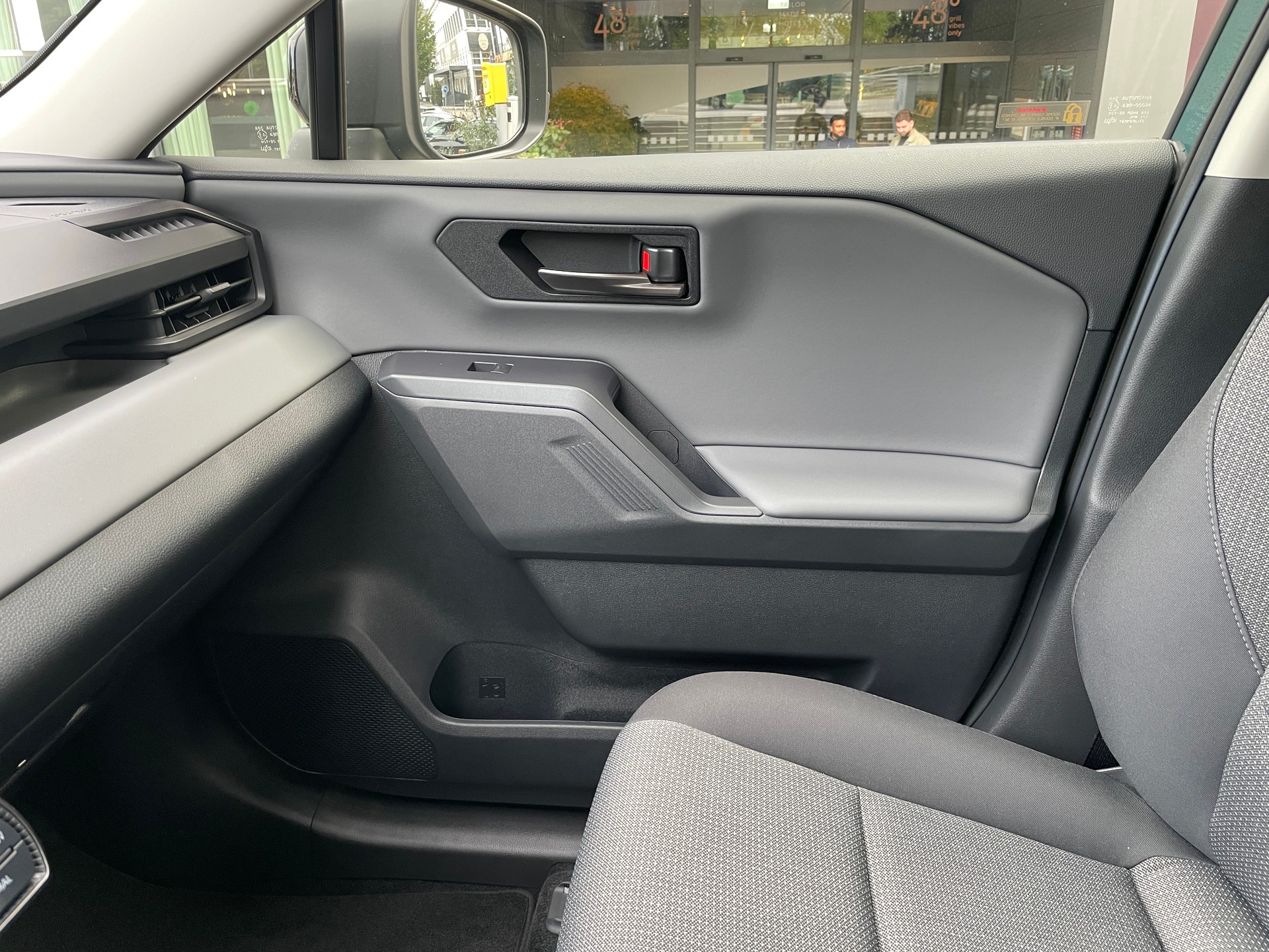 TOYOTA RAV-4 2.5 HSD Trend e-CVT AWD, MODELL 2027-image-17