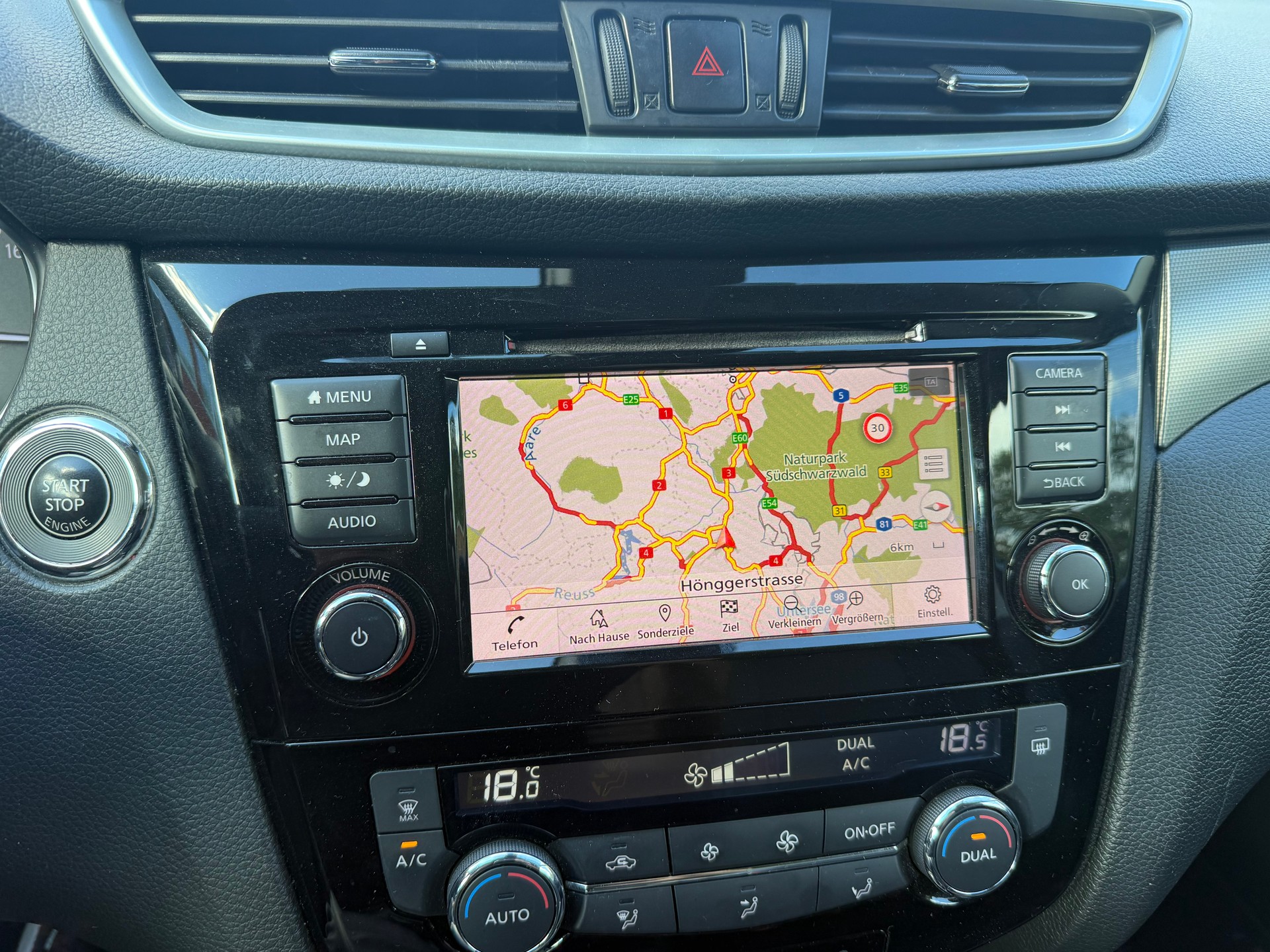 NISSAN Qashqai 1.7 dCi tekna Xtronic ALL-MODE 4x4-image-9