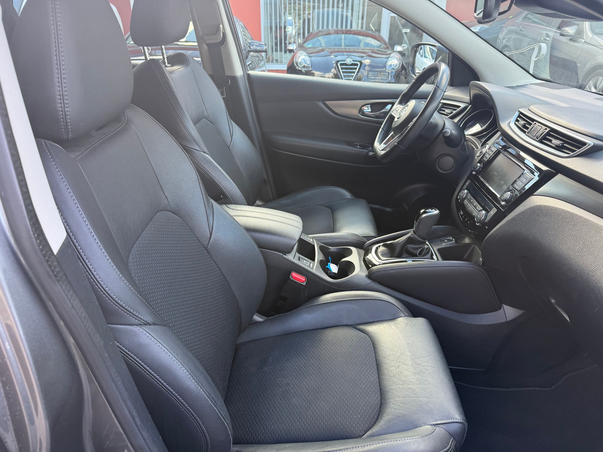 NISSAN Qashqai 1.7 dCi tekna Xtronic ALL-MODE 4x4-image-6