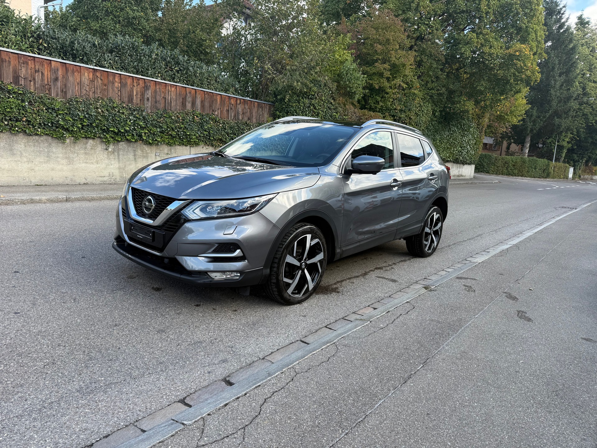 NISSAN Qashqai 1.7 dCi tekna Xtronic ALL-MODE 4x4-image-1